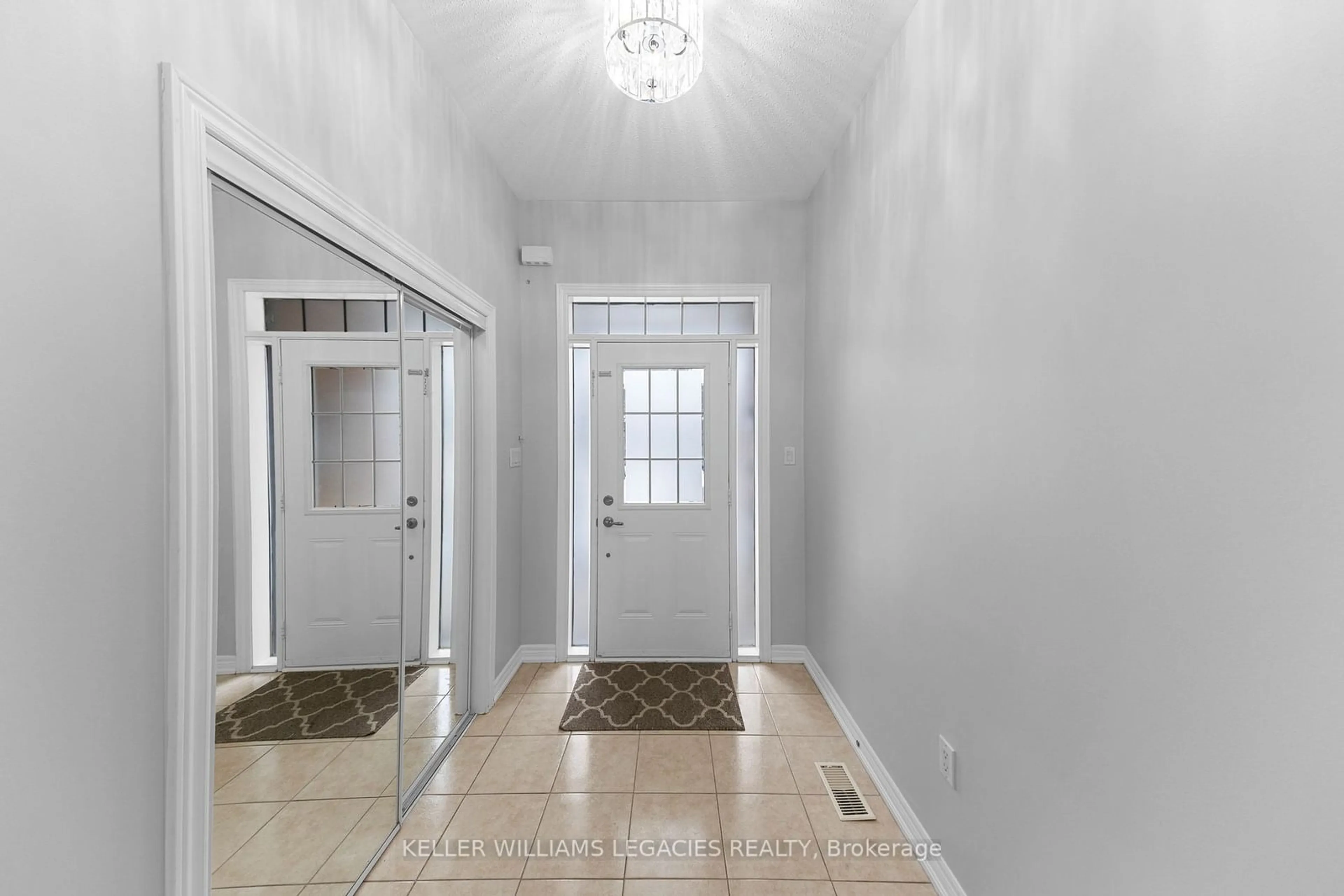 Indoor entryway for 87 Alexie Way, Vaughan Ontario L4H 3V3