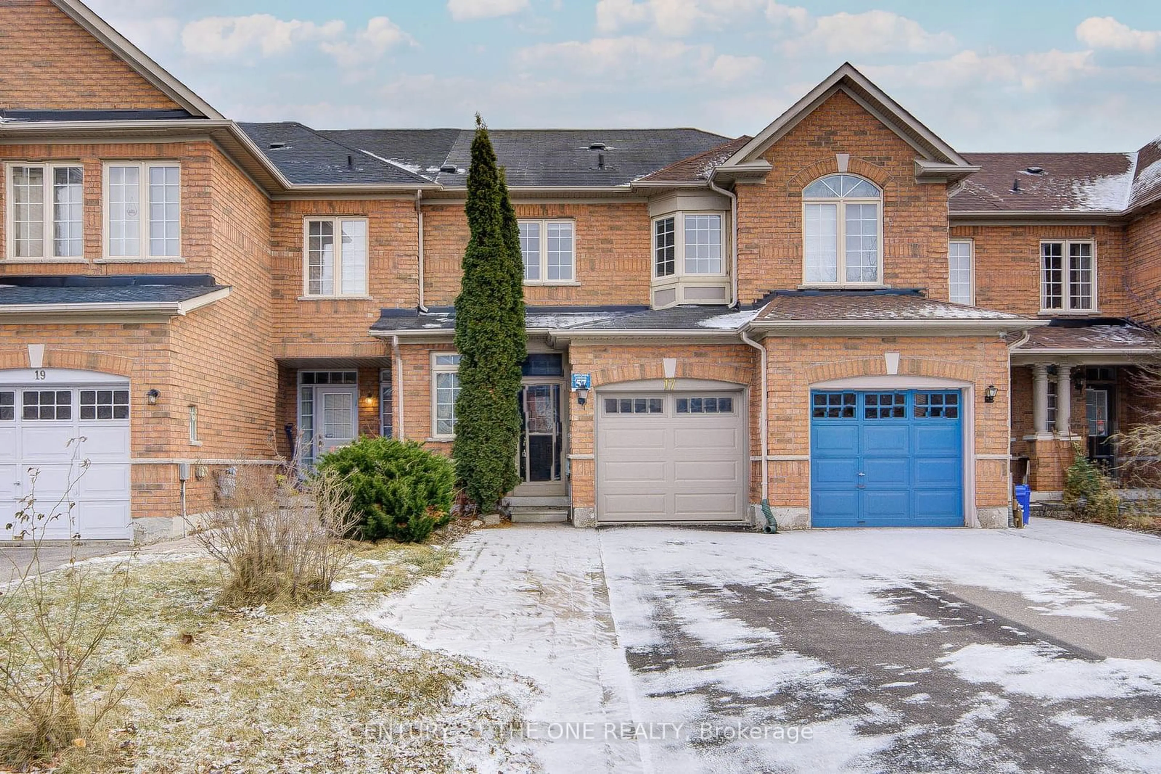 Home with brick exterior material, street for 17 Venture Ave, Richmond Hill Ontario L4S 2P2