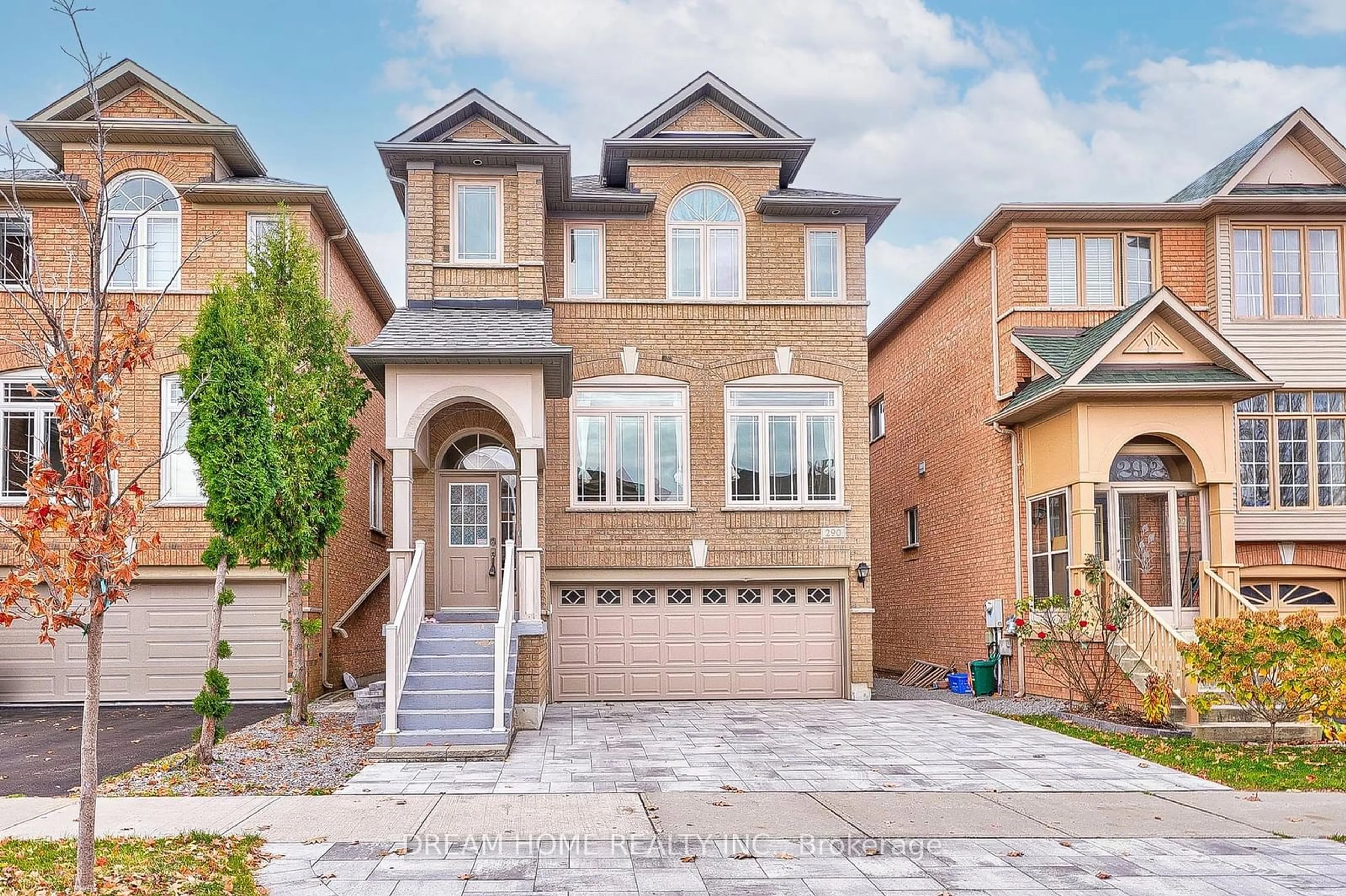 Home with brick exterior material, street for 290 Harbord St, Markham Ontario L6C 2E4