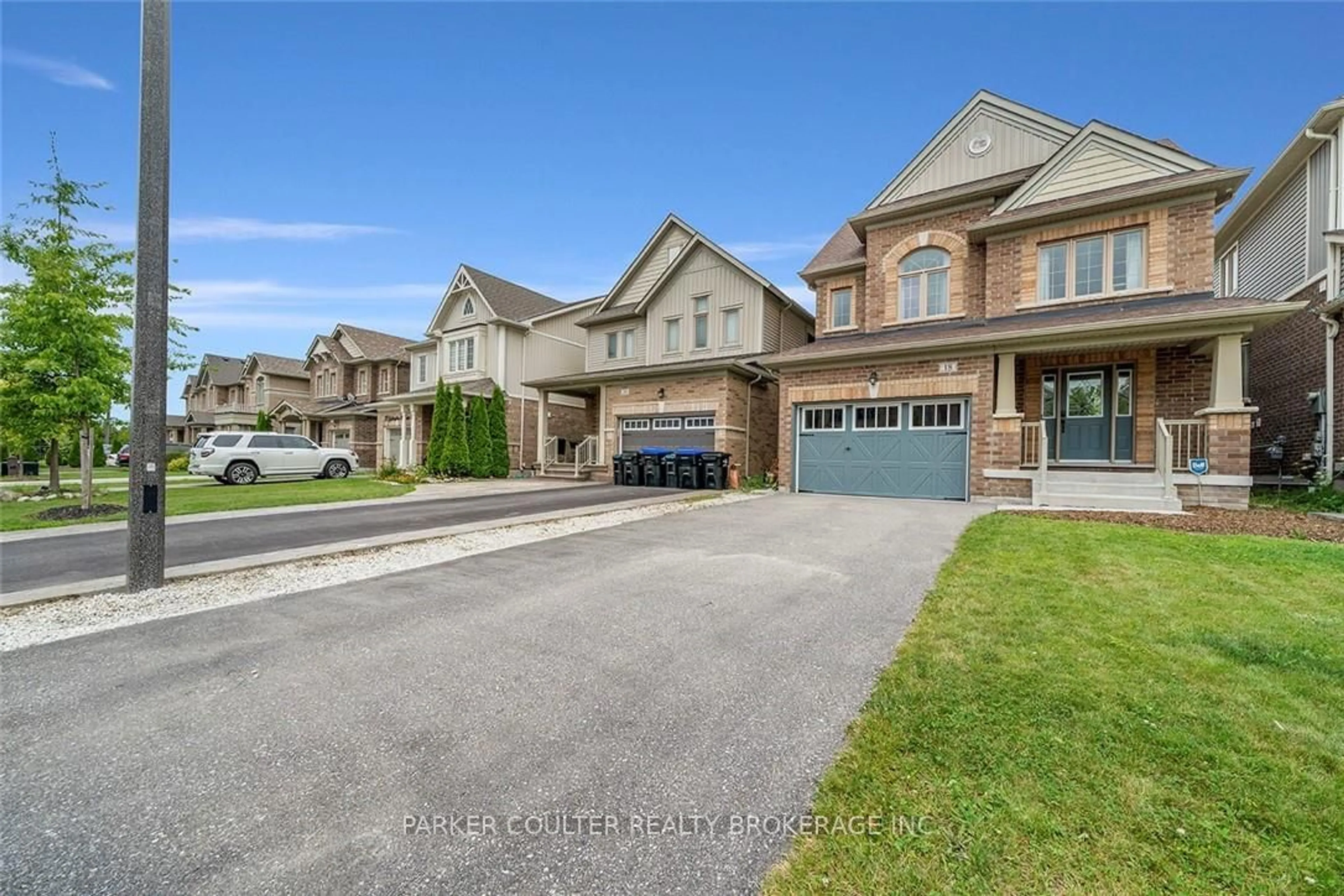 A pic from outside/outdoor area/front of a property/back of a property/a pic from drone, street for 18 Gallagher Cres, New Tecumseth Ontario L9R 0P3