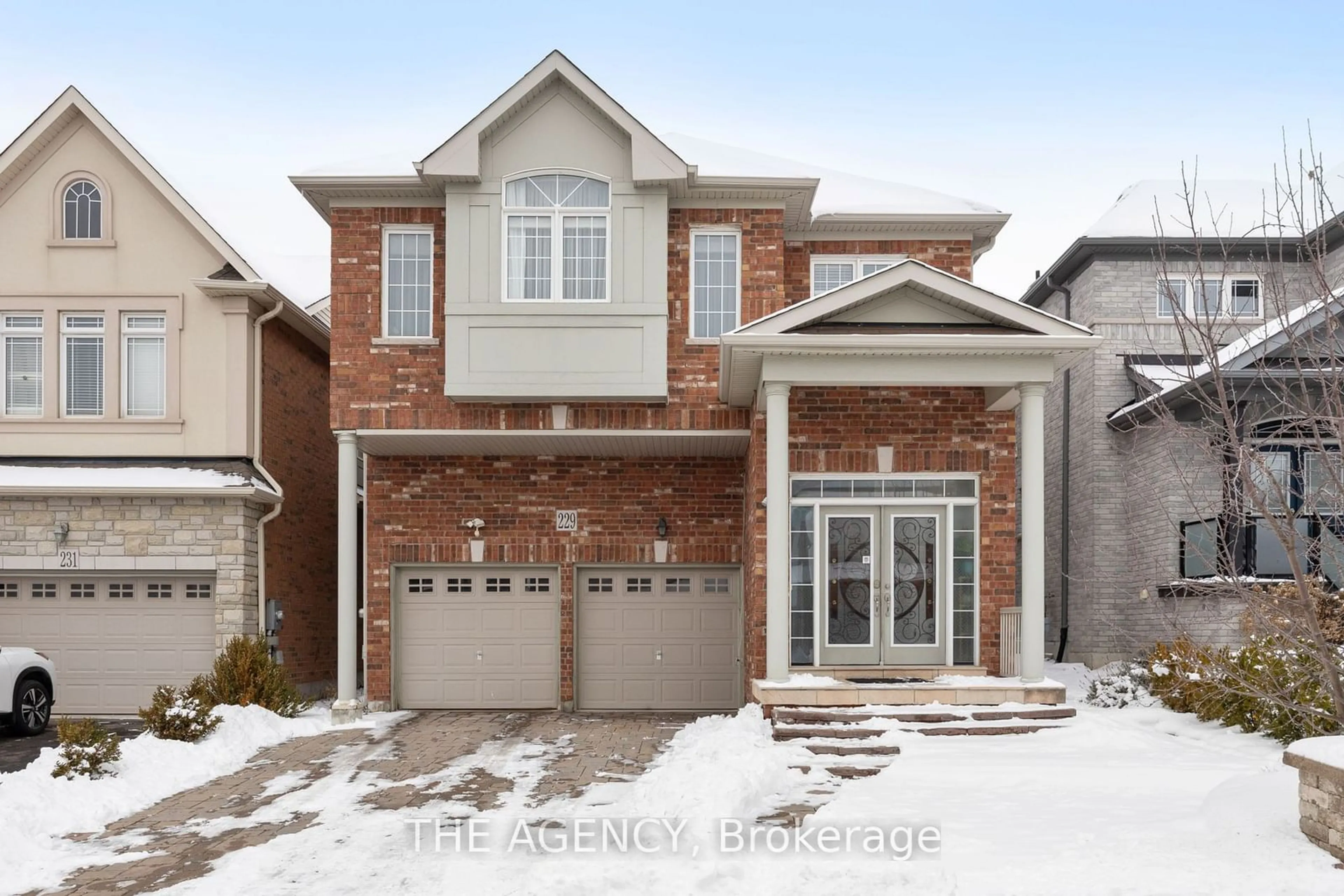 Home with brick exterior material, street for 229 Aspenwood Dr, Newmarket Ontario L3X 3K7