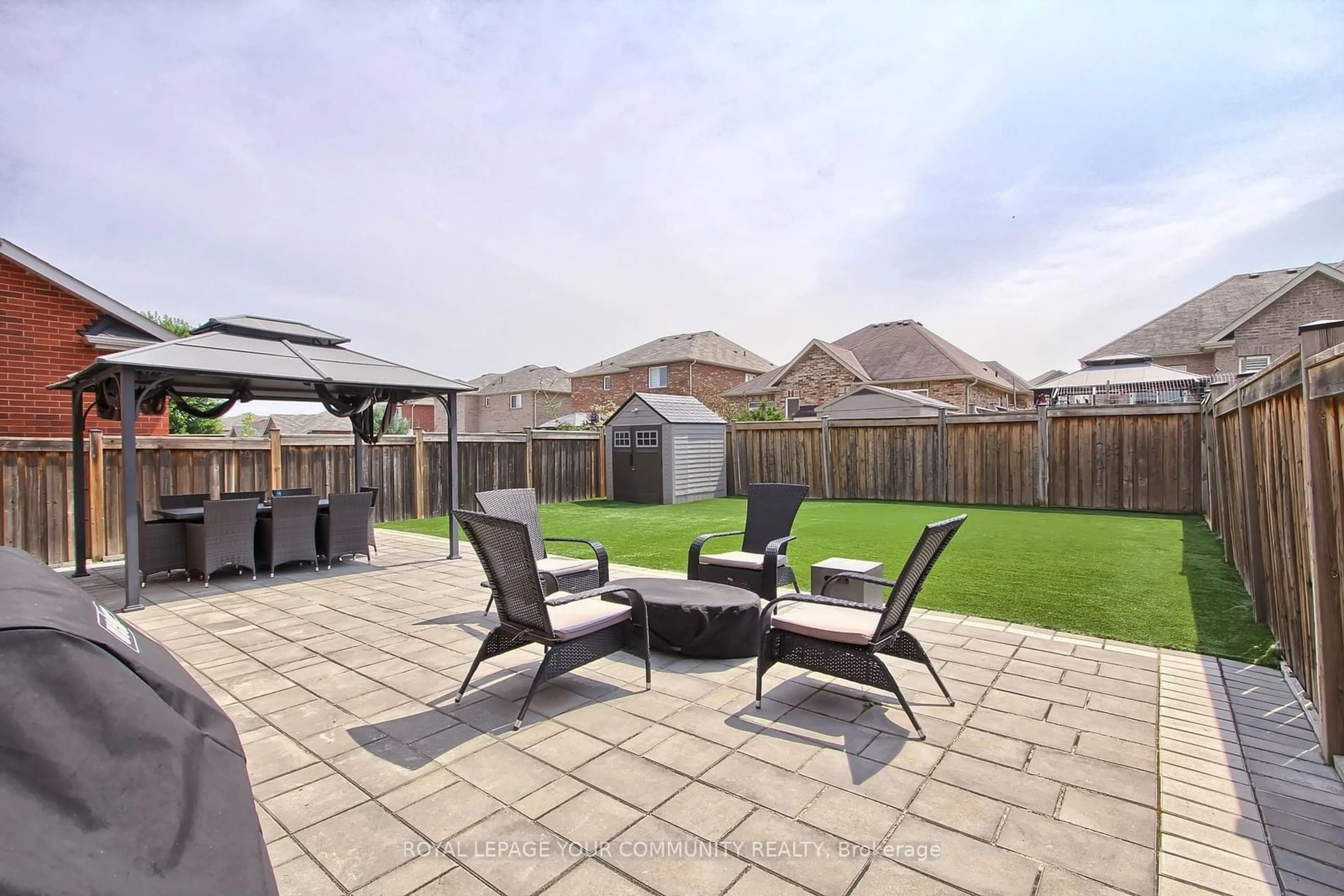 Patio, street for 1407 Butler St, Innisfil Ontario L9S 4B7