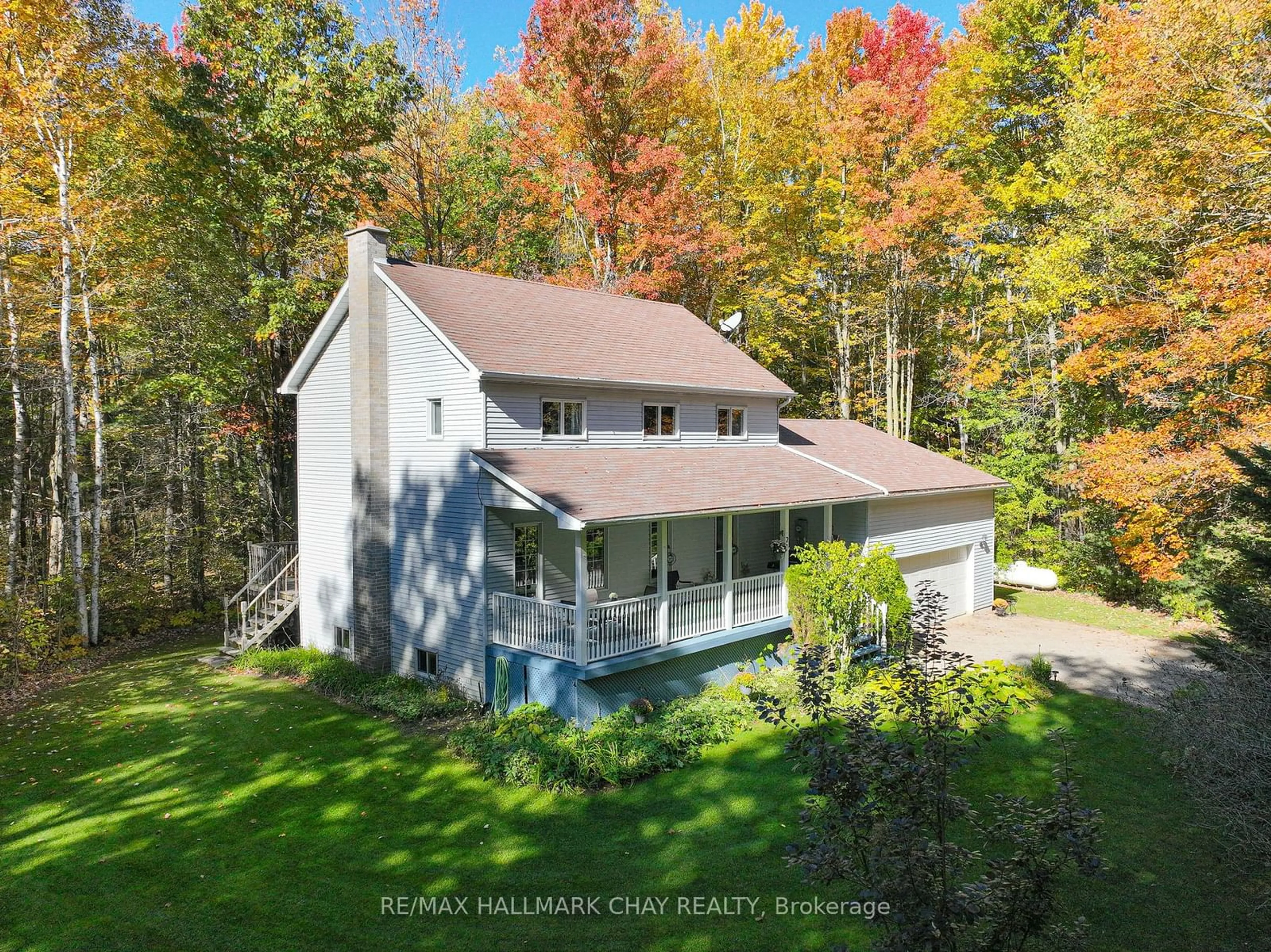 A pic from outside/outdoor area/front of a property/back of a property/a pic from drone, forest/trees view for 2 Trillium Tr, Adjala-Tosorontio Ontario L0M 1J0