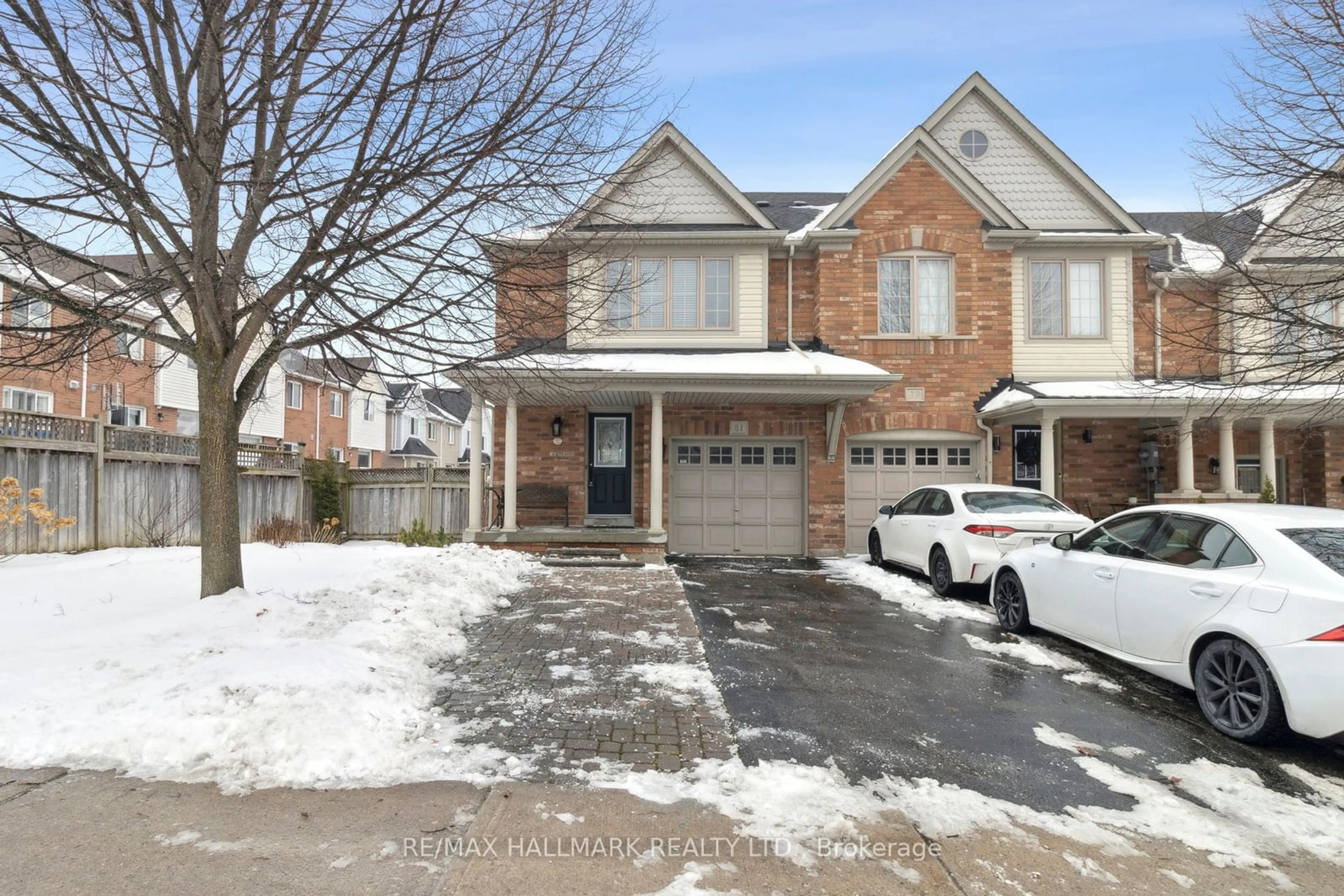 Home with brick exterior material, street for 81 Hartford Cres, Newmarket Ontario L3X 2Z5