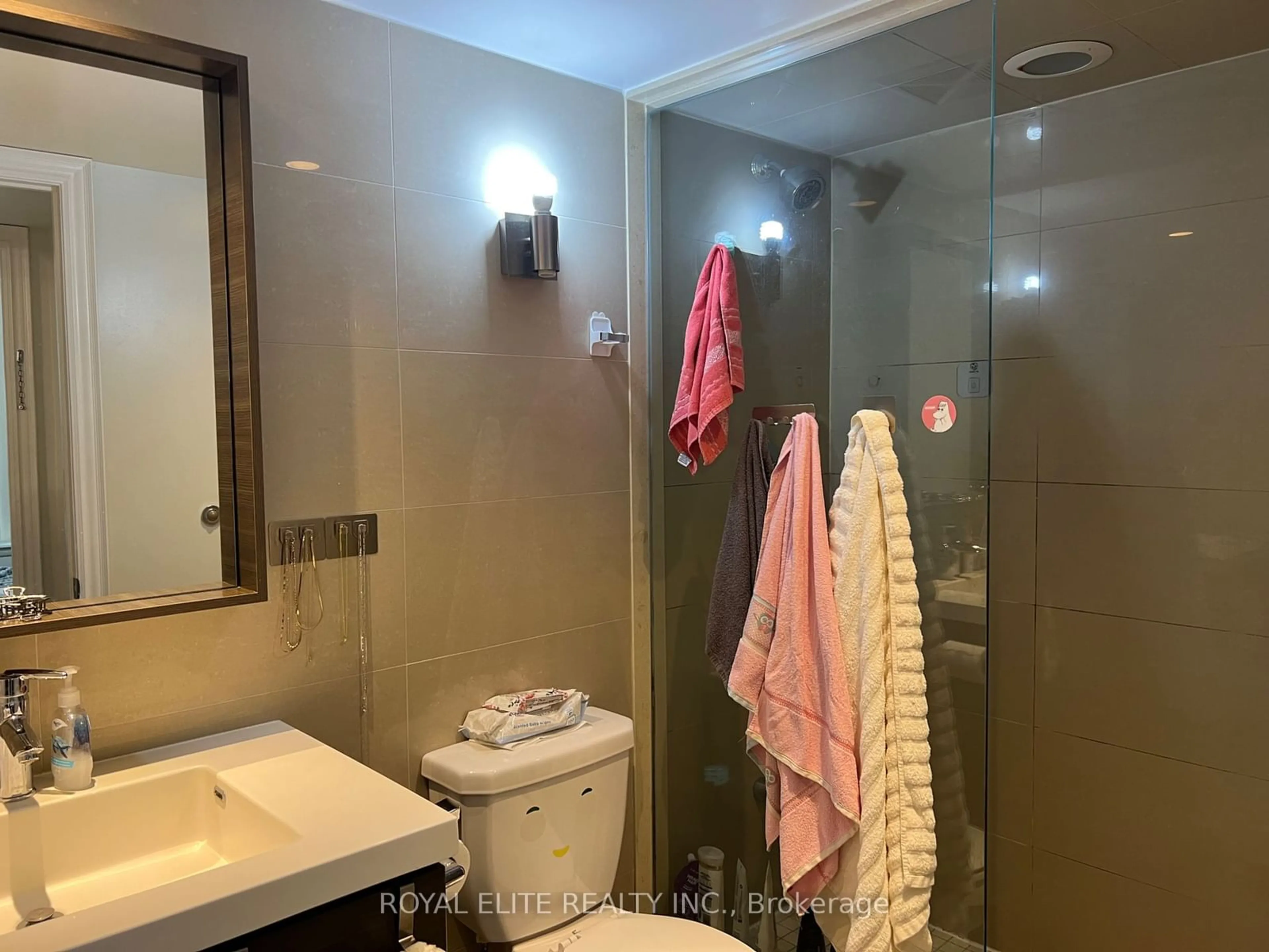 Standard bathroom, unknown for 23 Cox Blvd #365, Markham Ontario L3R 7Z9