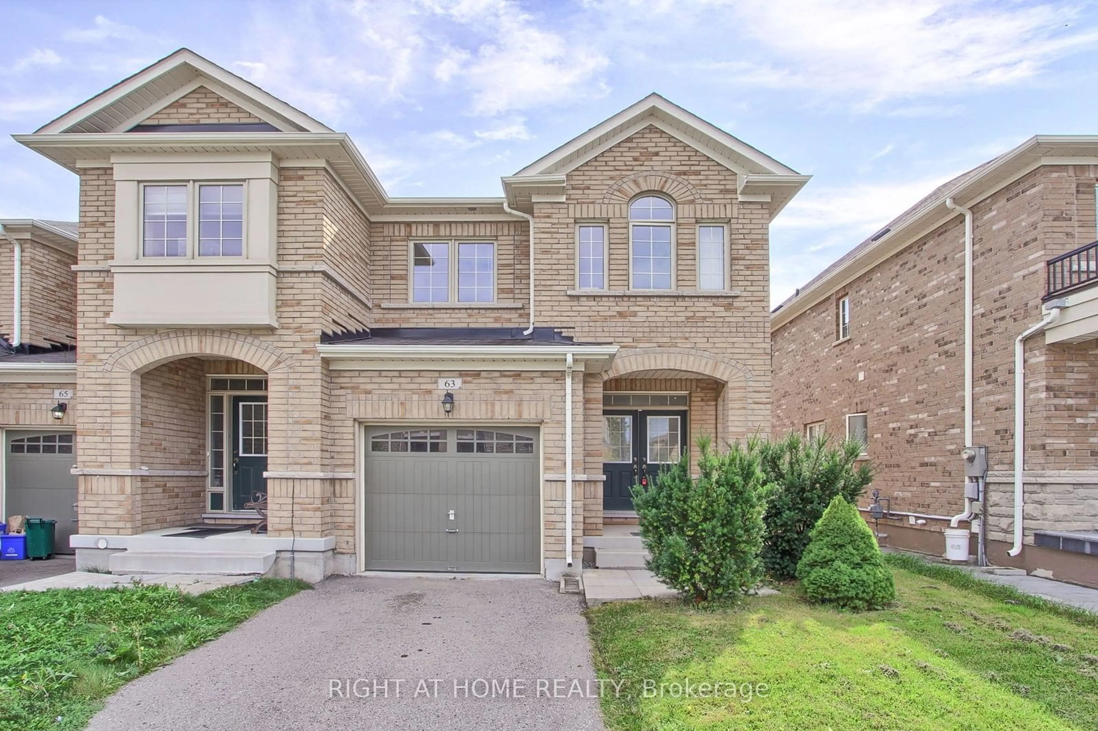 Home with brick exterior material, street for 63 Paper Mills Cres, Richmond Hill Ontario L4E 0V4