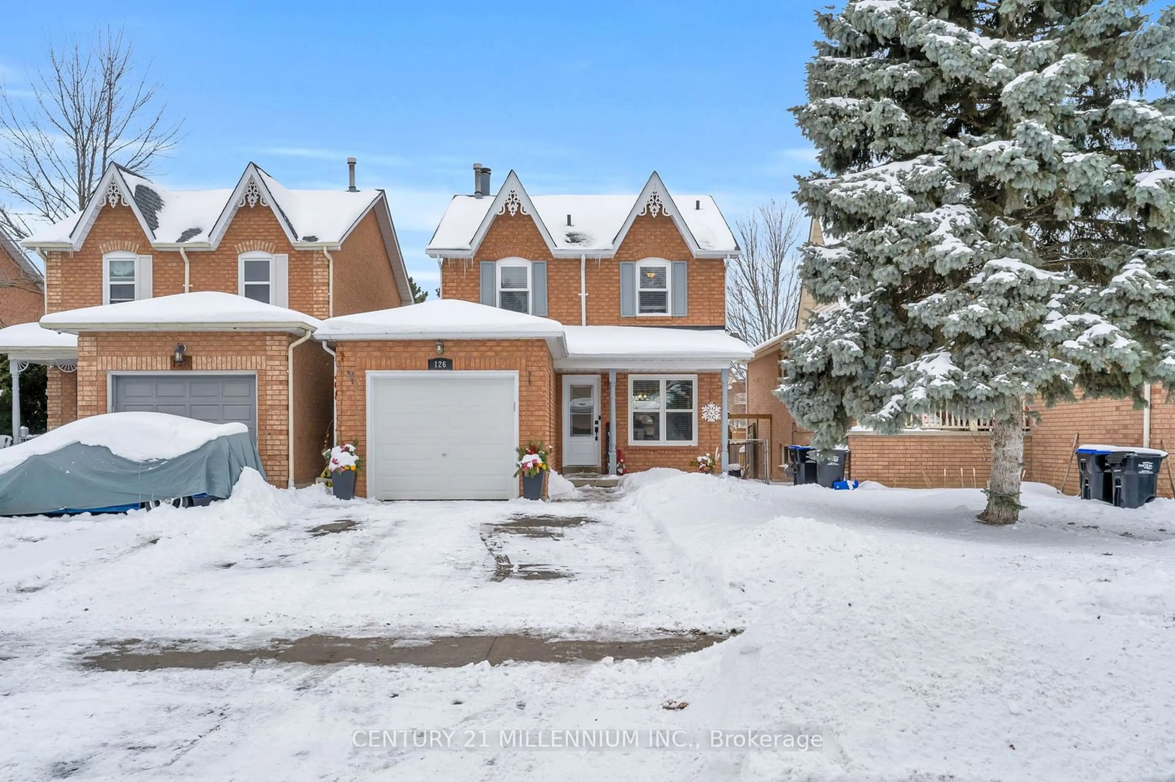 A pic from outside/outdoor area/front of a property/back of a property/a pic from drone, street for 126 Heydon Ave, New Tecumseth Ontario L9R 1N6