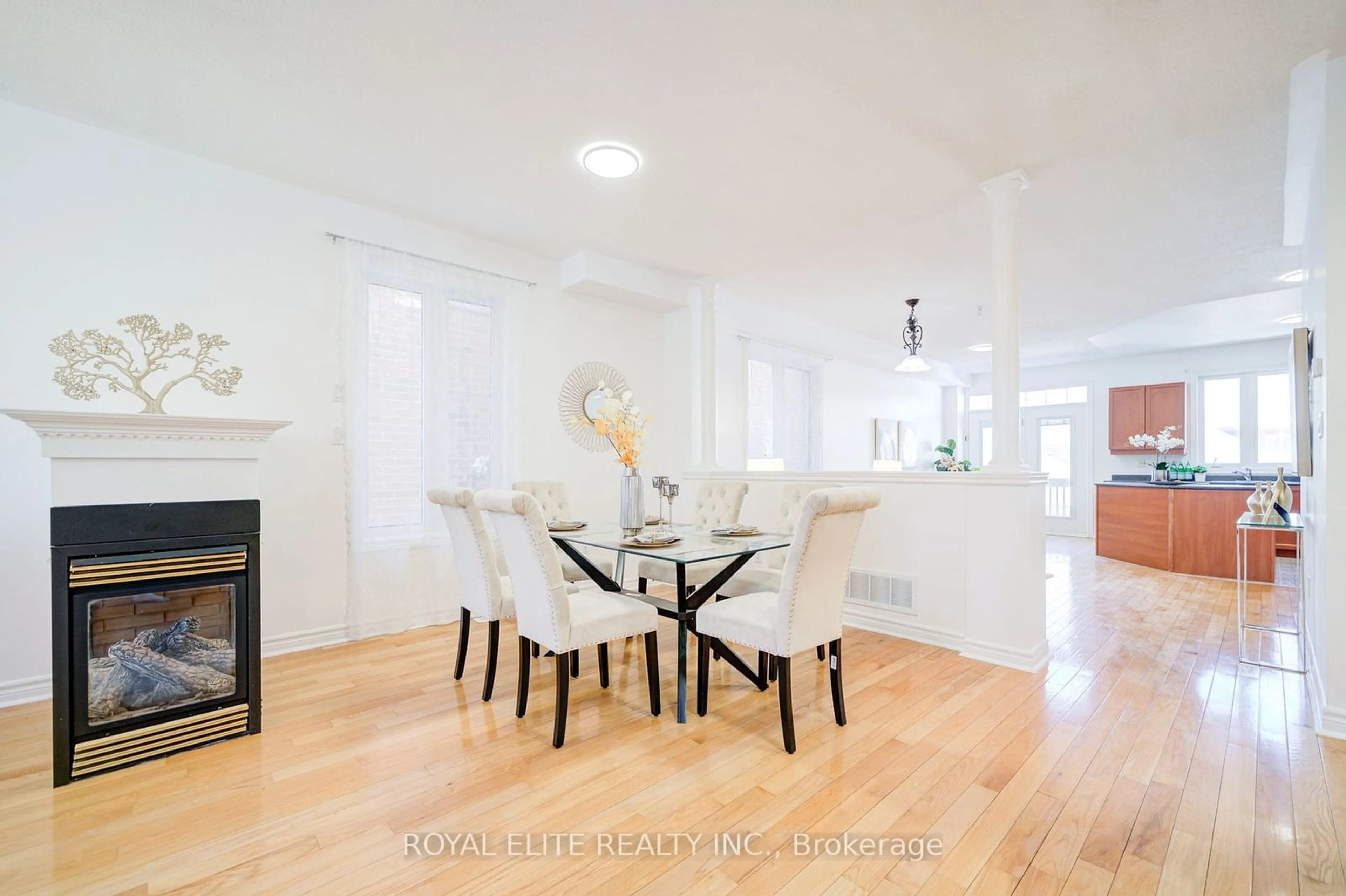 Dining room, wood/laminate floor for 358 William Berzy Blvd, Markham Ontario L6C 0C2