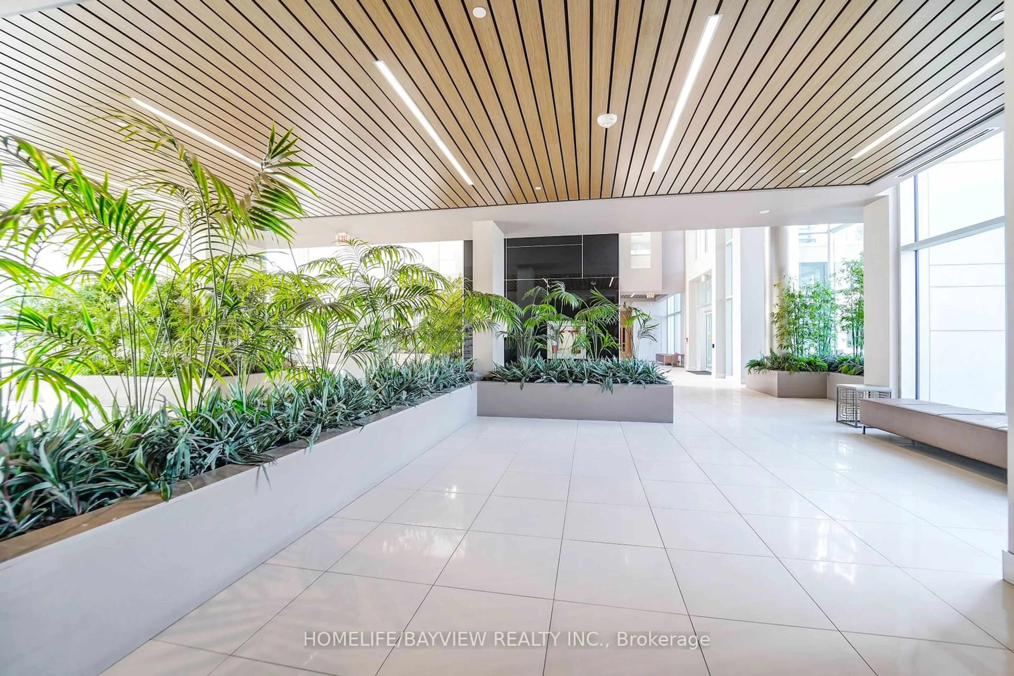 Lobby for 9608 Yonge St #216A, Richmond Hill Ontario L4C 1V6