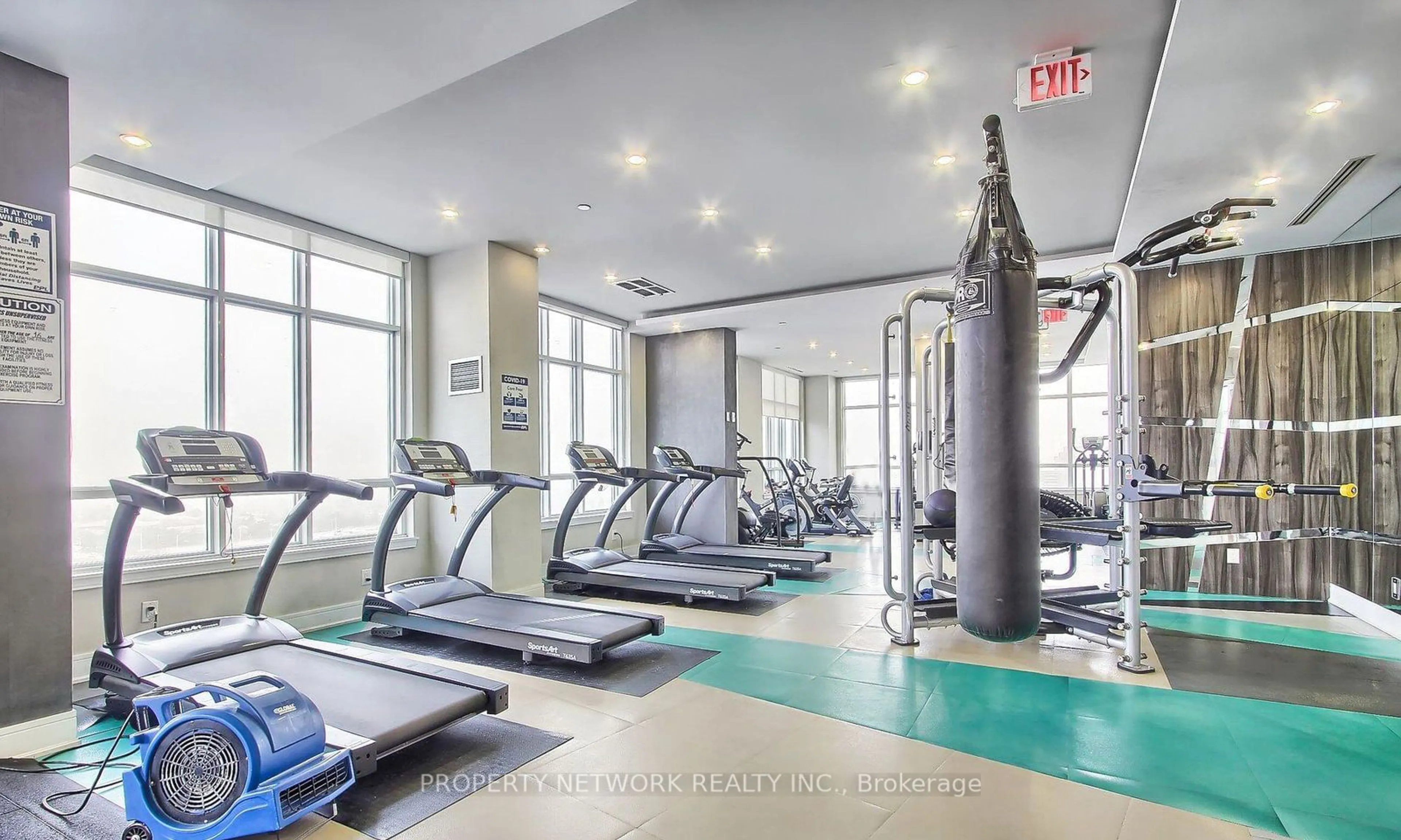 Gym or fitness room for 9201 Yonge St #1812, Richmond Hill Ontario L4C 6Z2