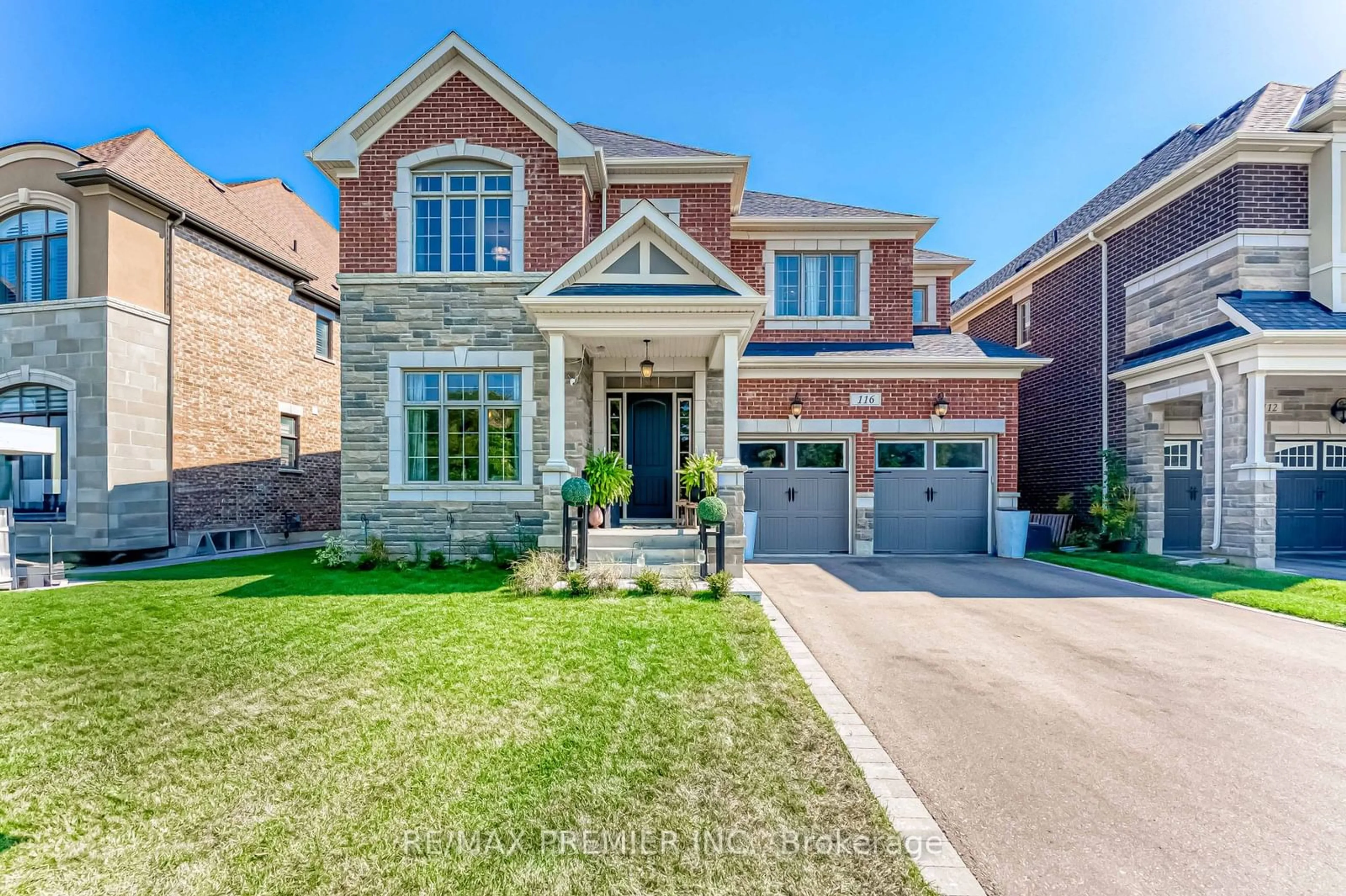 Home with brick exterior material, street for 116 Klein Mills Rd, Vaughan Ontario L4H 3N5