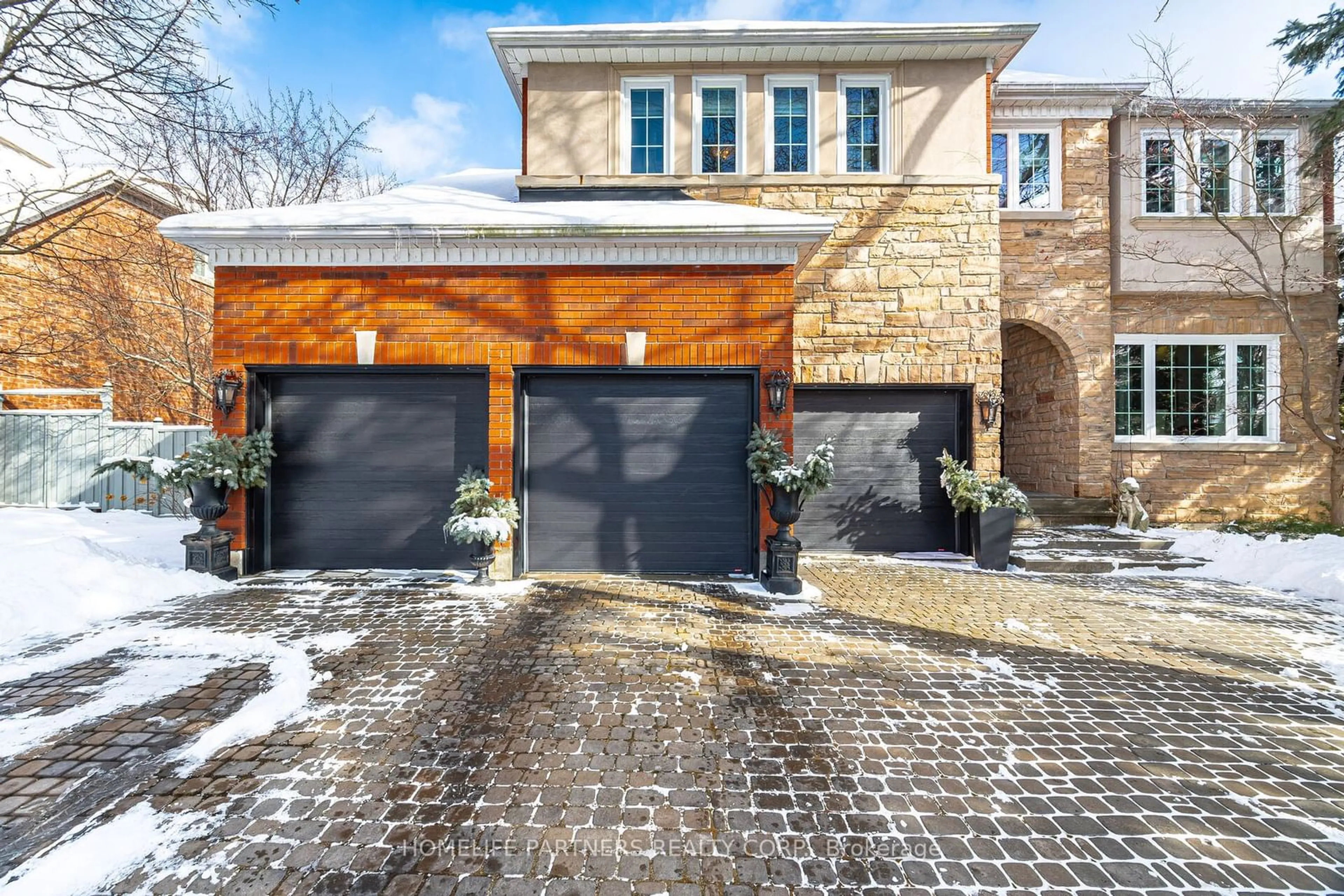 Home with brick exterior material, street for 17 John Kline Lane, Vaughan Ontario L0J 1C0