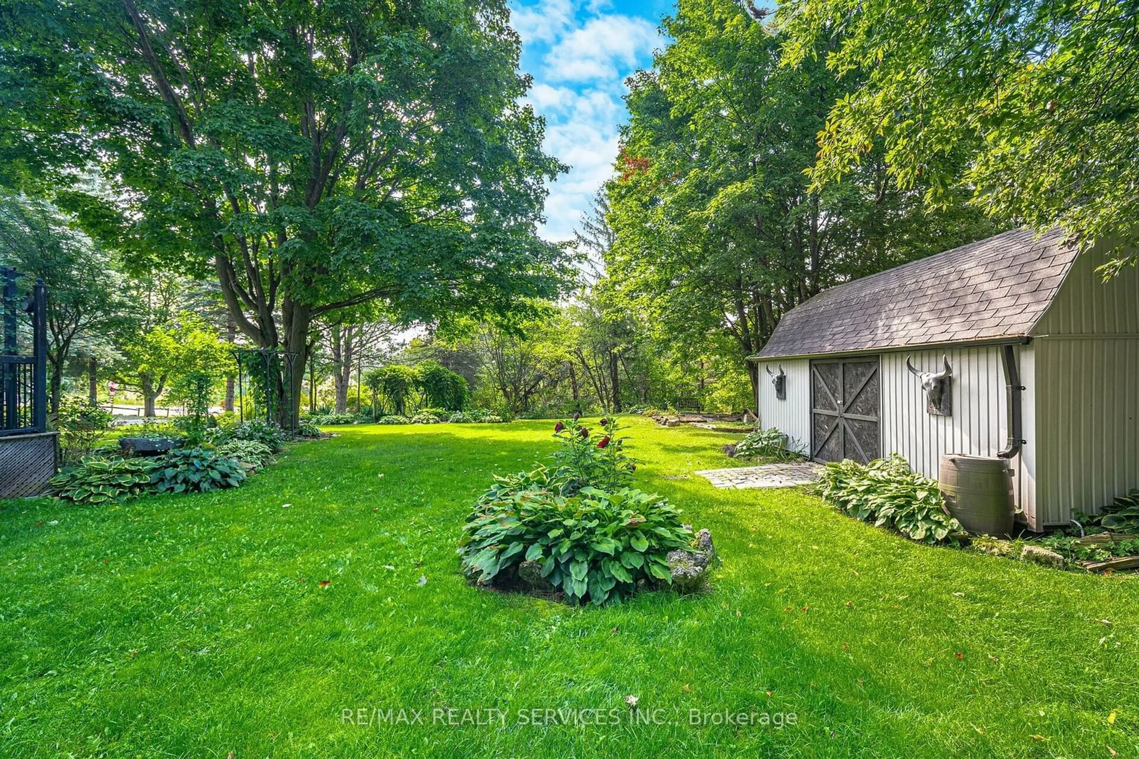 Patio, forest/trees view for 6206 Third Line, Essa Ontario L9R 1V2