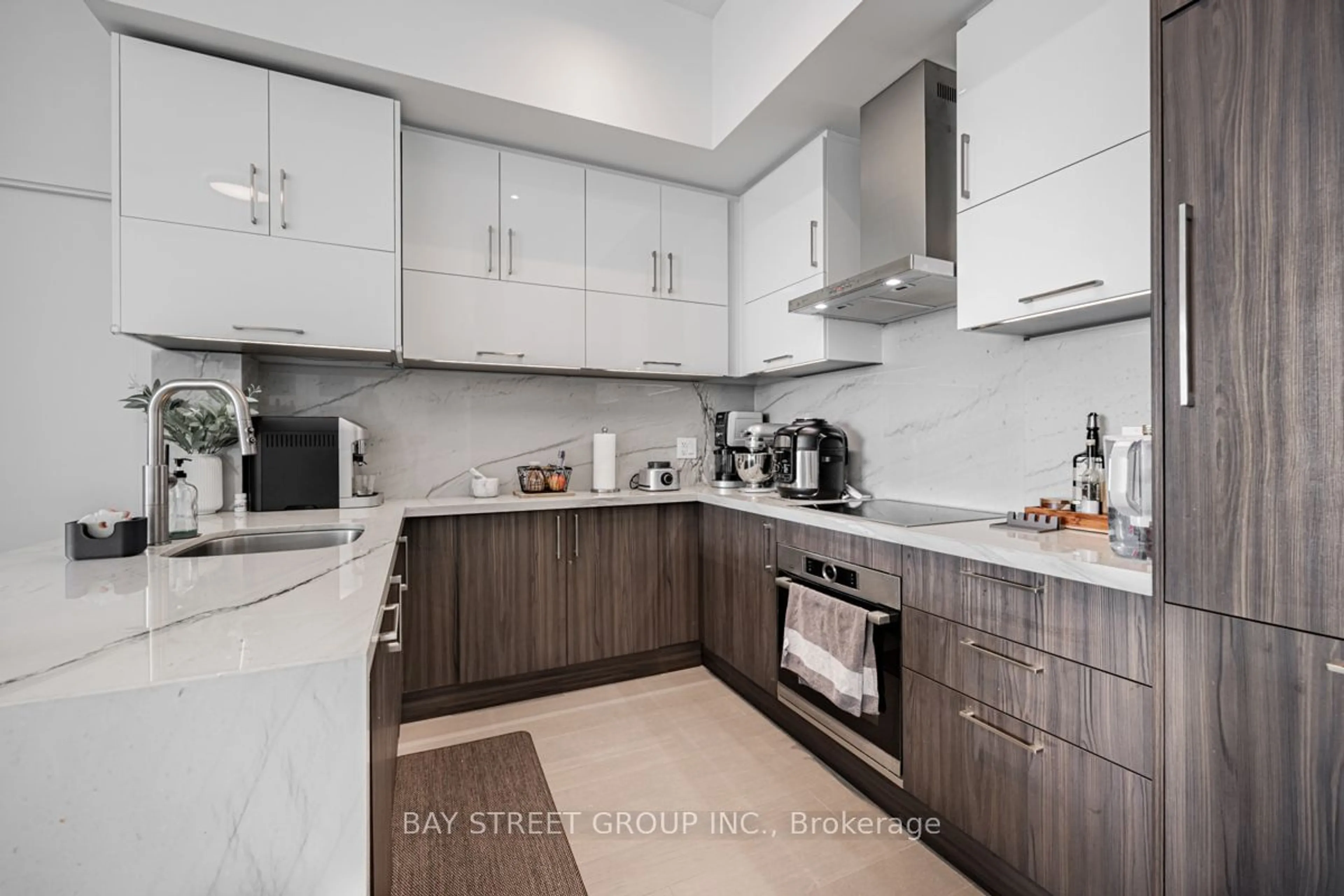 Standard kitchen, unknown for 8119 Birchmount Rd #1808, Markham Ontario L6G 0H5