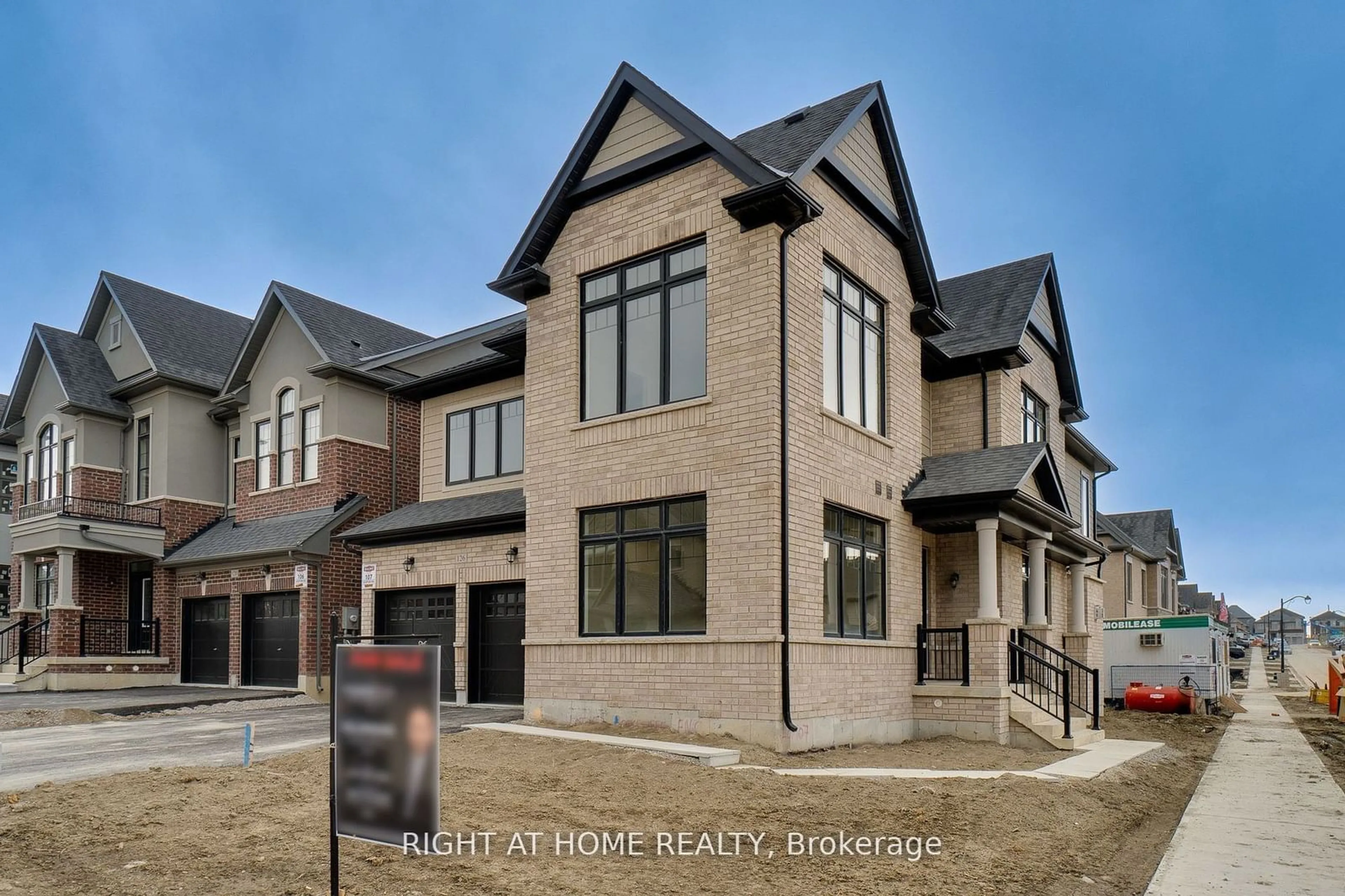 Home with brick exterior material, street for 126 Settlers Cres, Bradford West Gwillimbury Ontario L0G 1W0