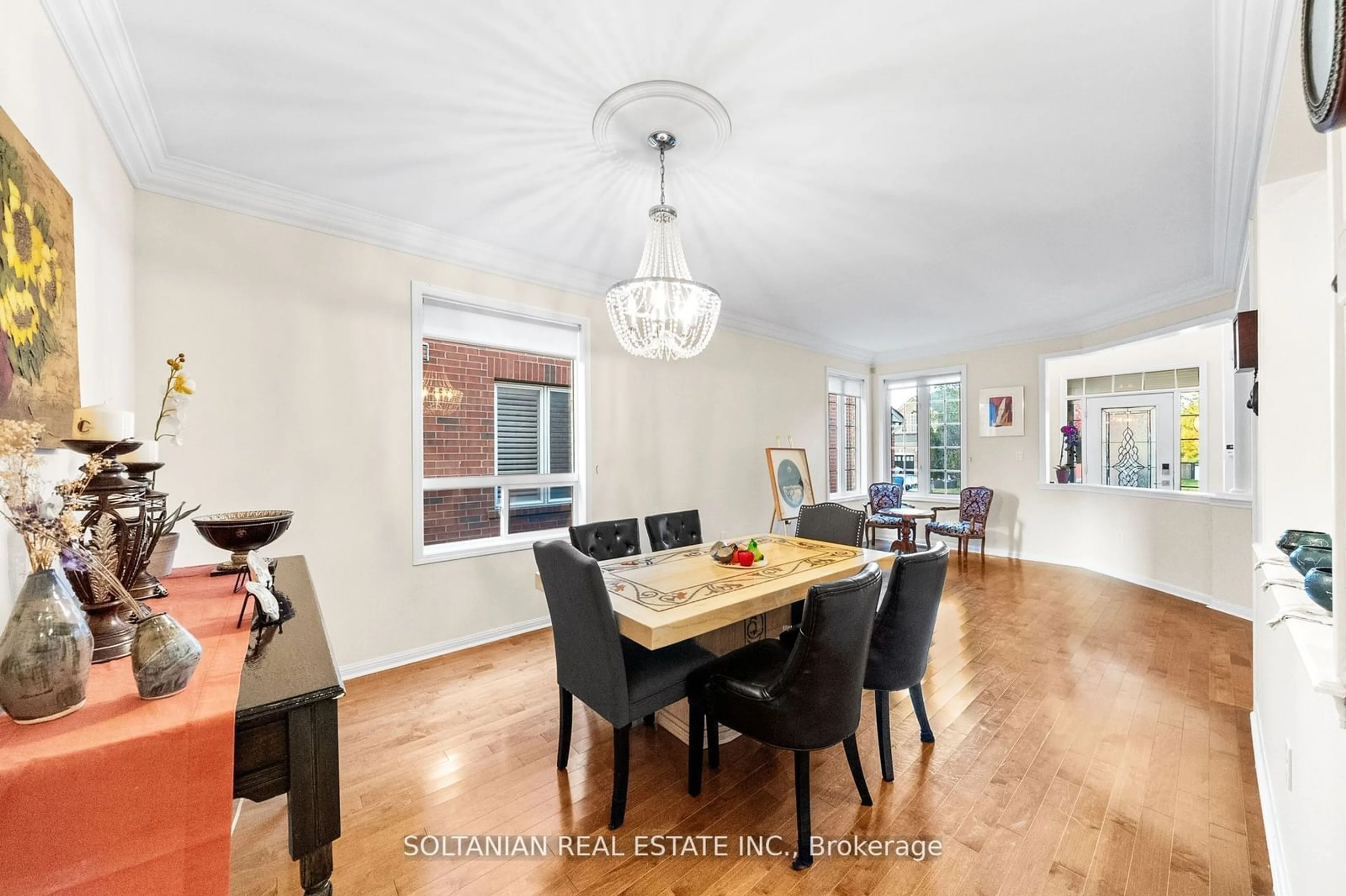 Dining room, unknown for 33 Alyssum Crt, Richmond Hill Ontario L4E 4M7