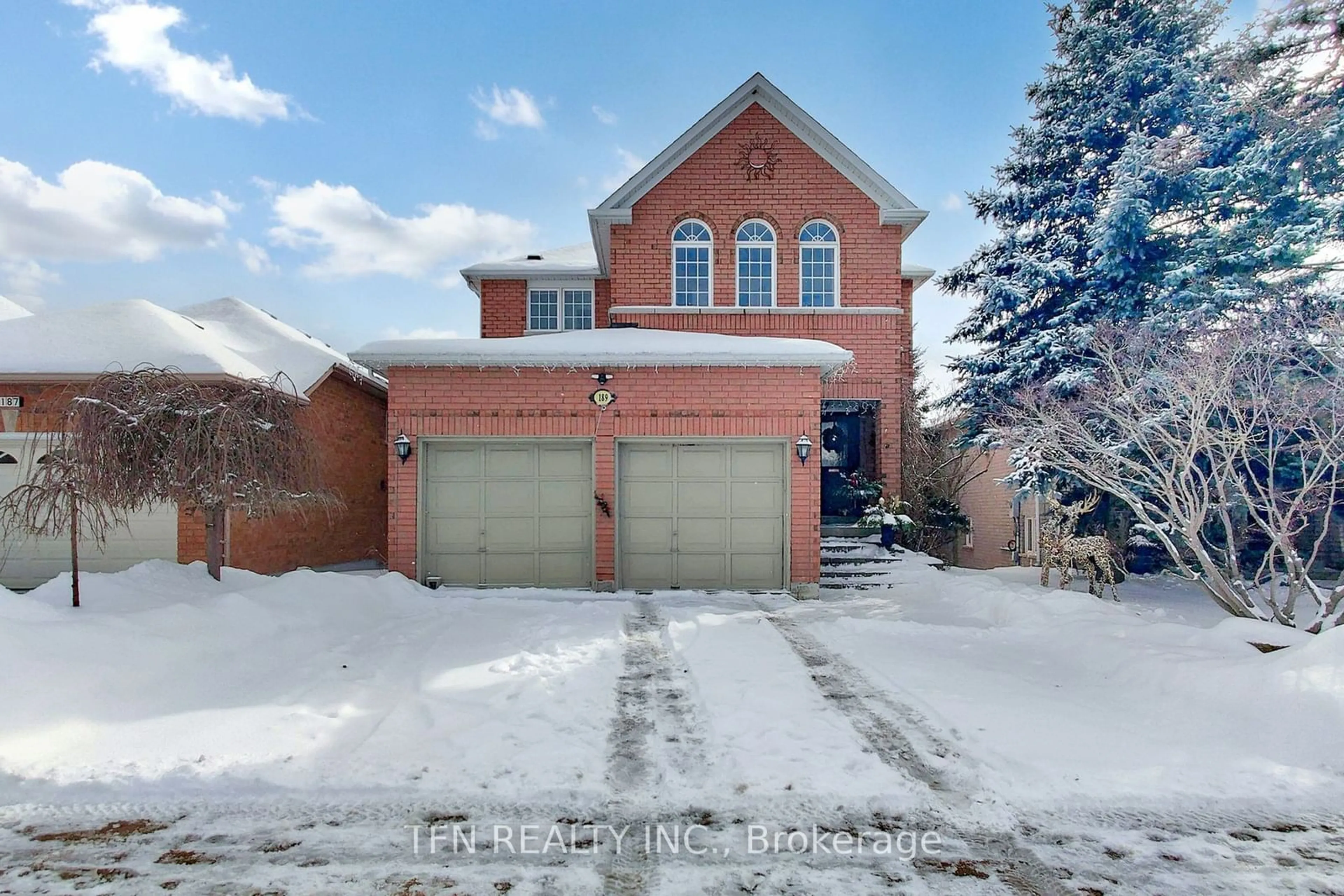 Home with brick exterior material, street for 189 Humberland Dr, Richmond Hill Ontario L4E 3S9