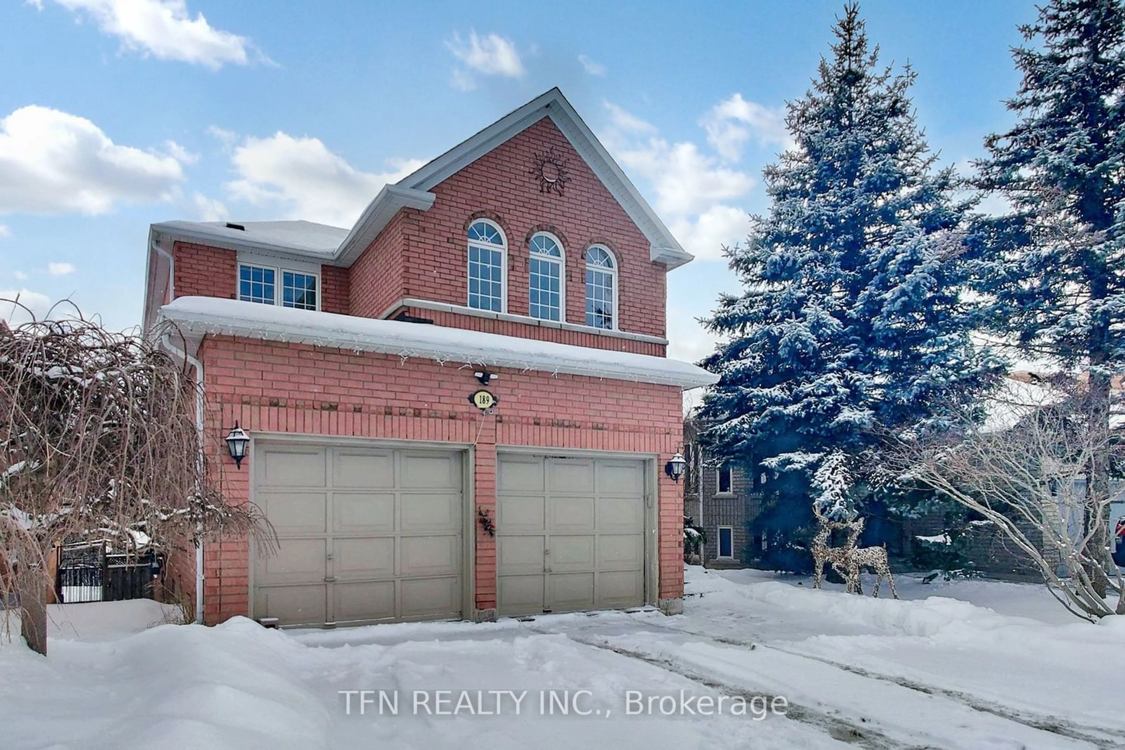 Home with brick exterior material, street for 189 Humberland Dr, Richmond Hill Ontario L4E 3S9