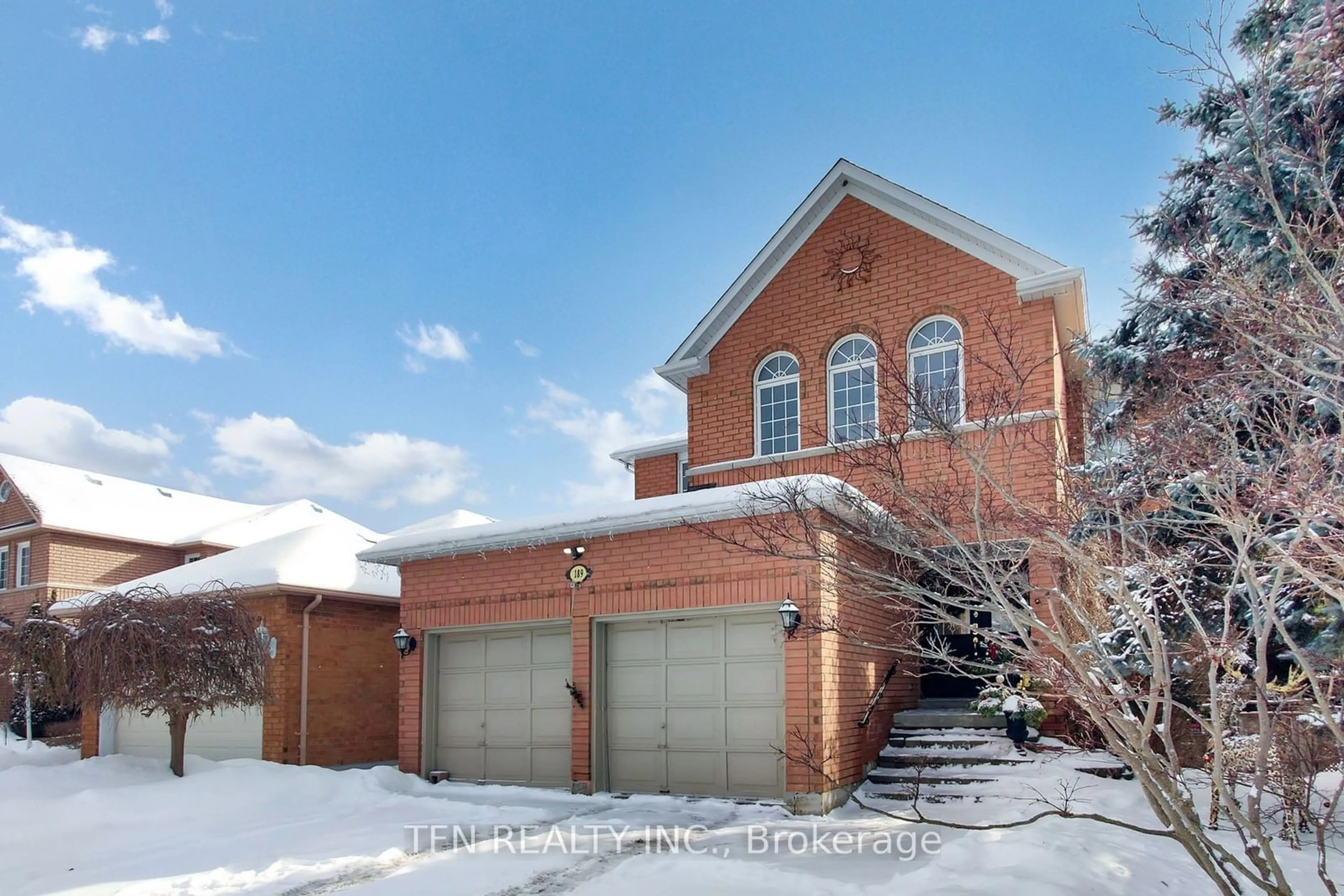 Home with brick exterior material, street for 189 Humberland Dr, Richmond Hill Ontario L4E 3S9