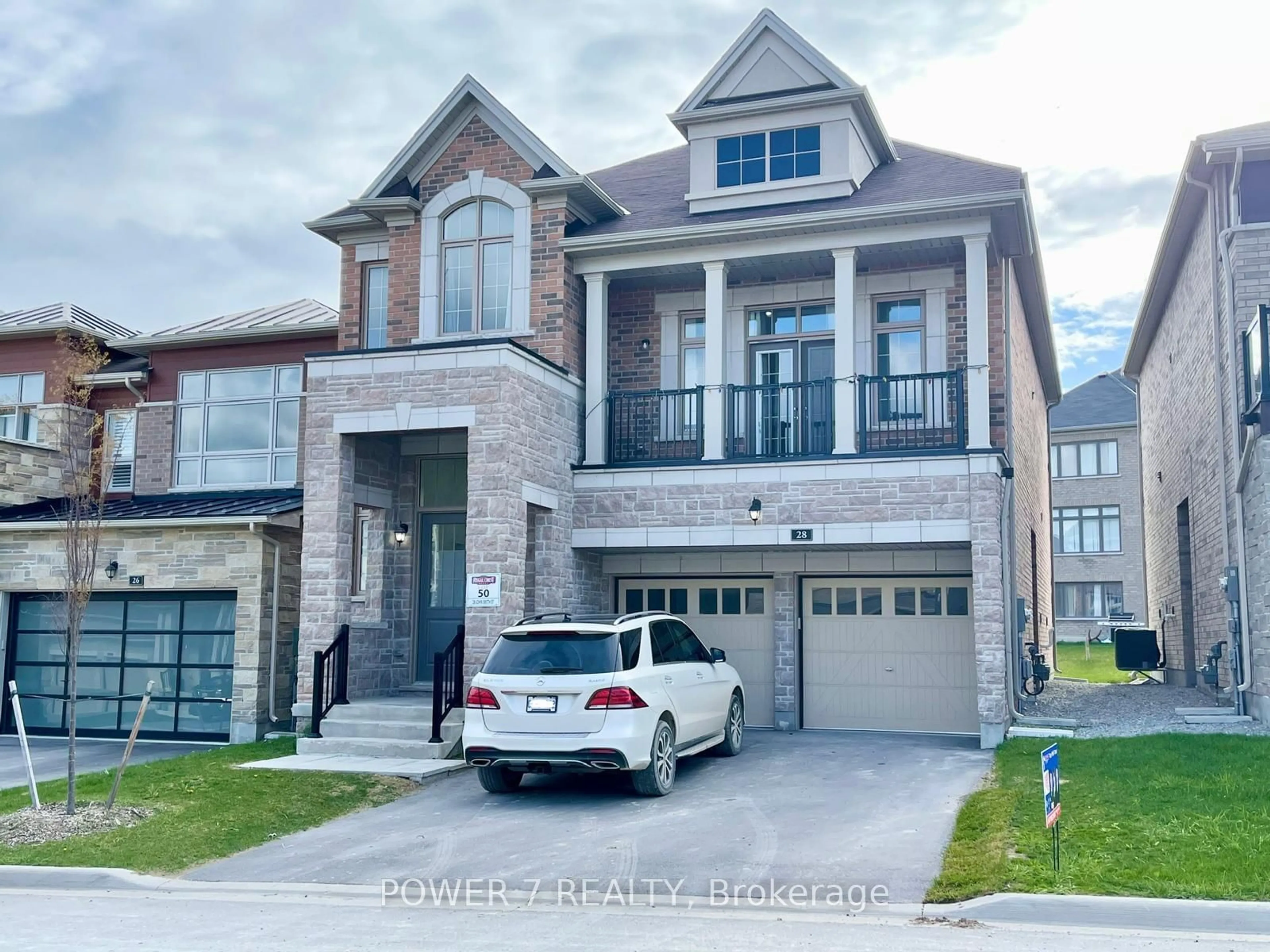 Home with brick exterior material, street for 28 John Smith St, East Gwillimbury Ontario L9N 0S7