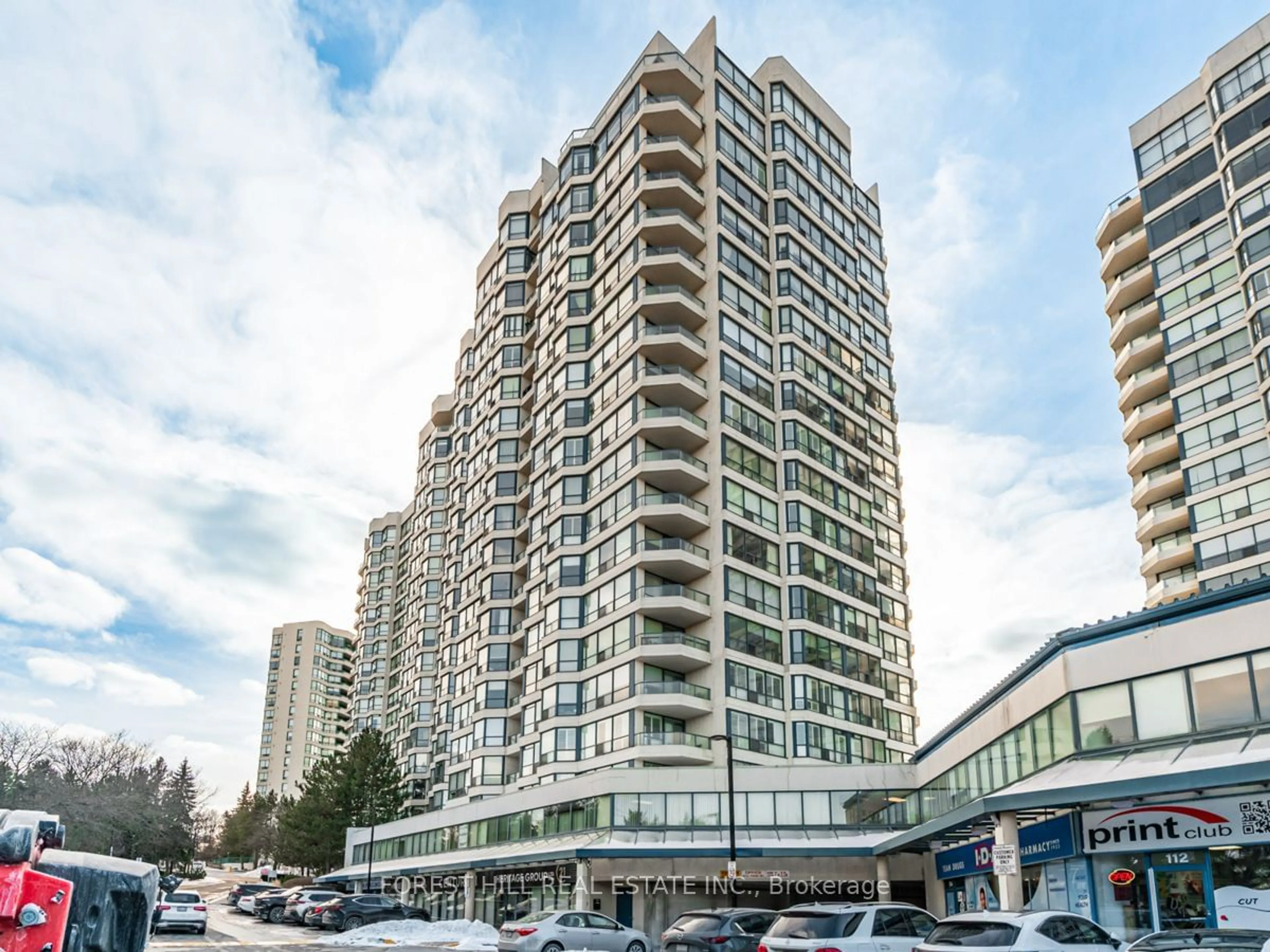 Unknown for 7300 Yonge St #307, Vaughan Ontario L4J 7Y5