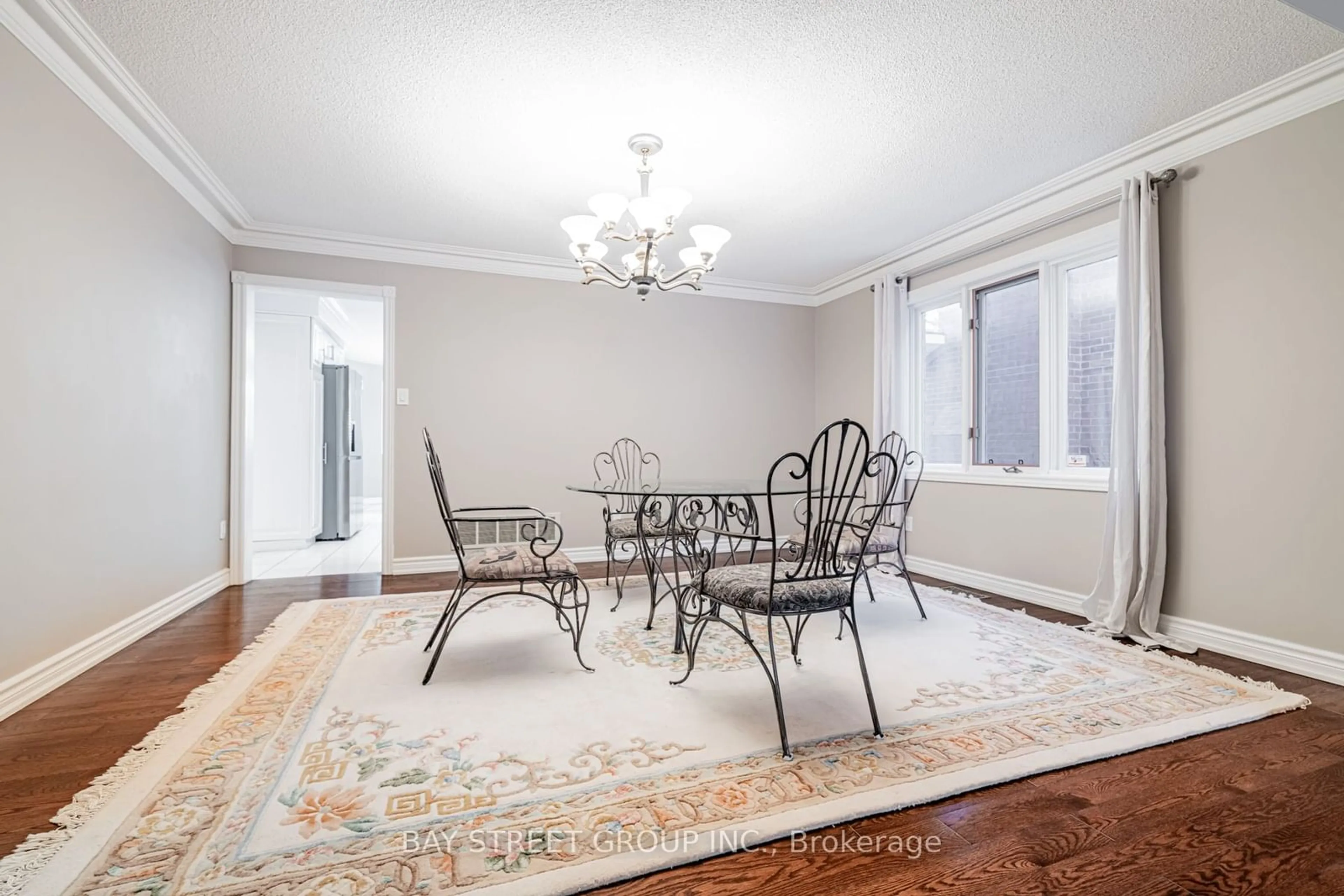 Dining room, unknown for 901 Stonehaven Ave, Newmarket Ontario L3X 1K7