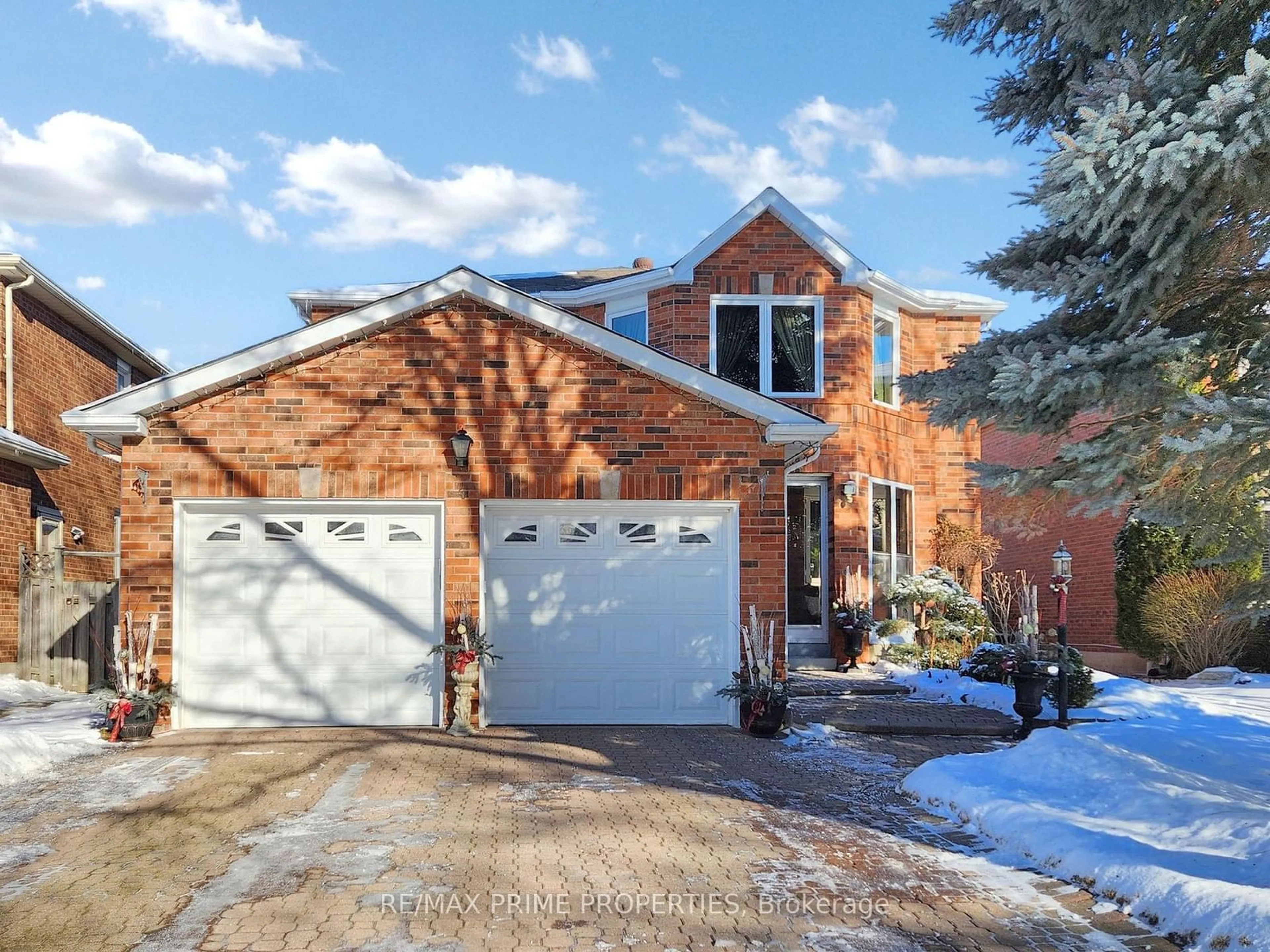 Home with brick exterior material, street for 4 Lancashire Rd, Markham Ontario L3R 8J8