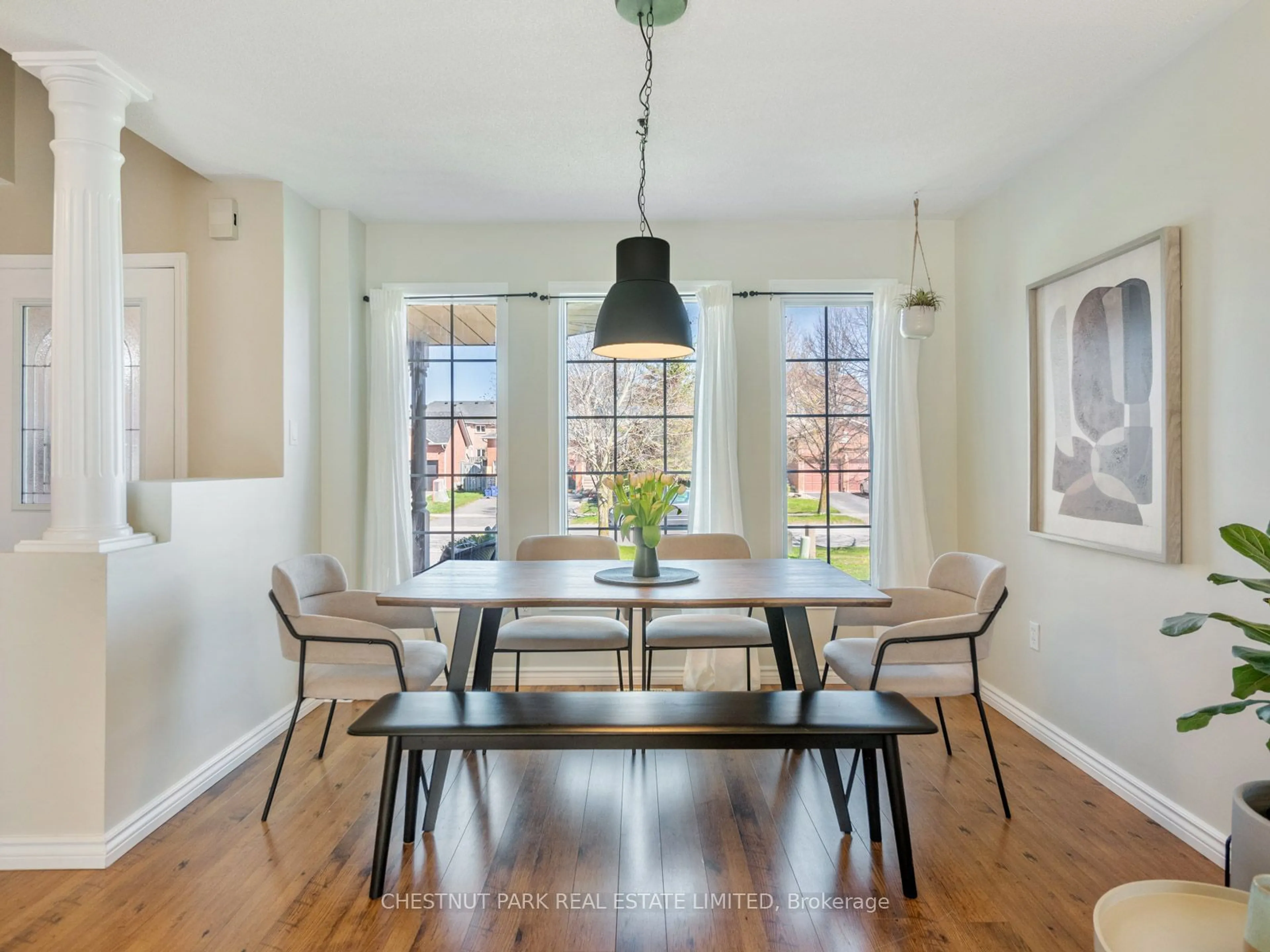 Dining room, wood/laminate floor for 74 Barton Lane, Uxbridge Ontario L9P 1W2