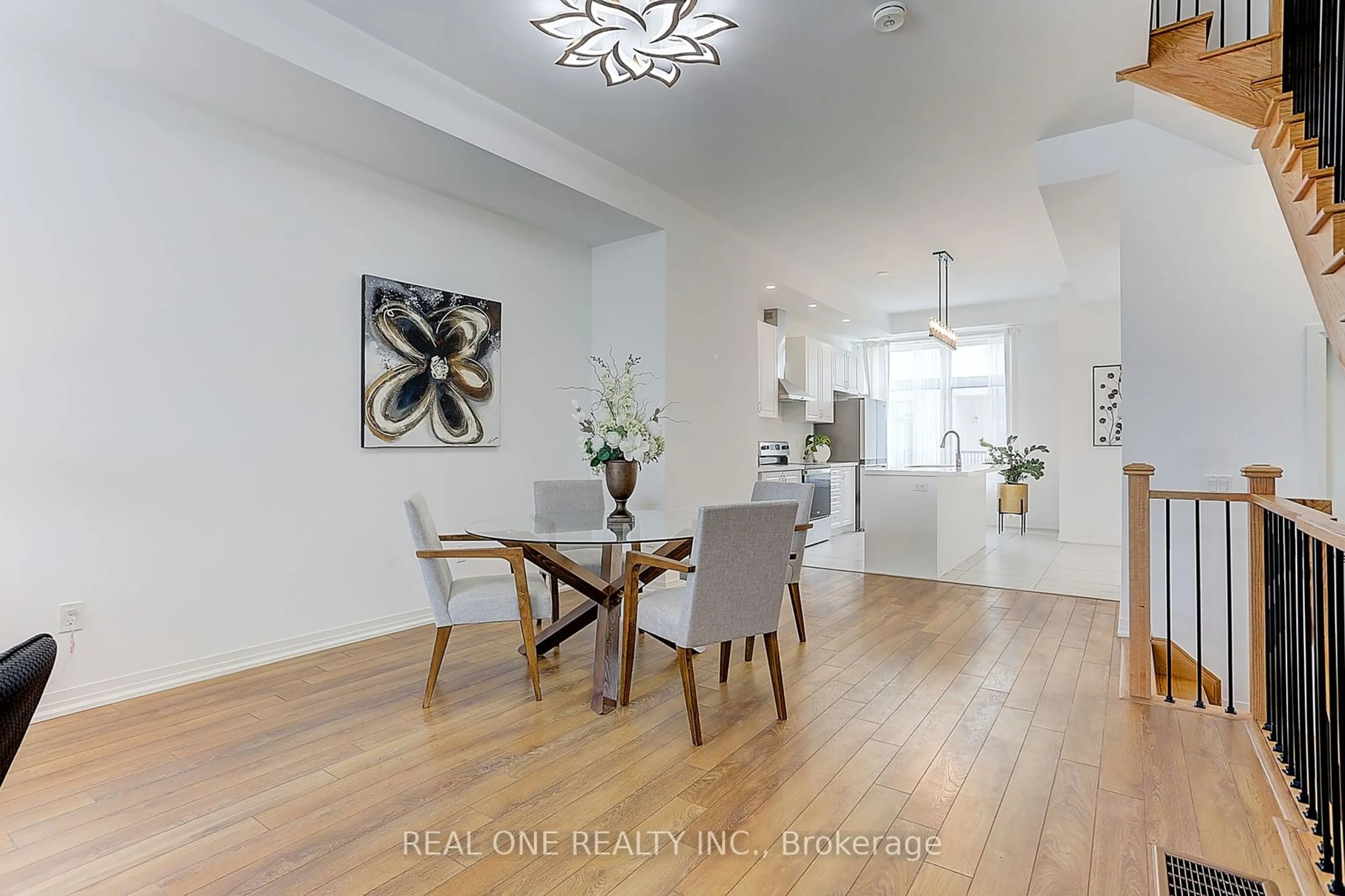 Dining room, unknown for 129 Markland St, Markham Ontario L6C 3B5