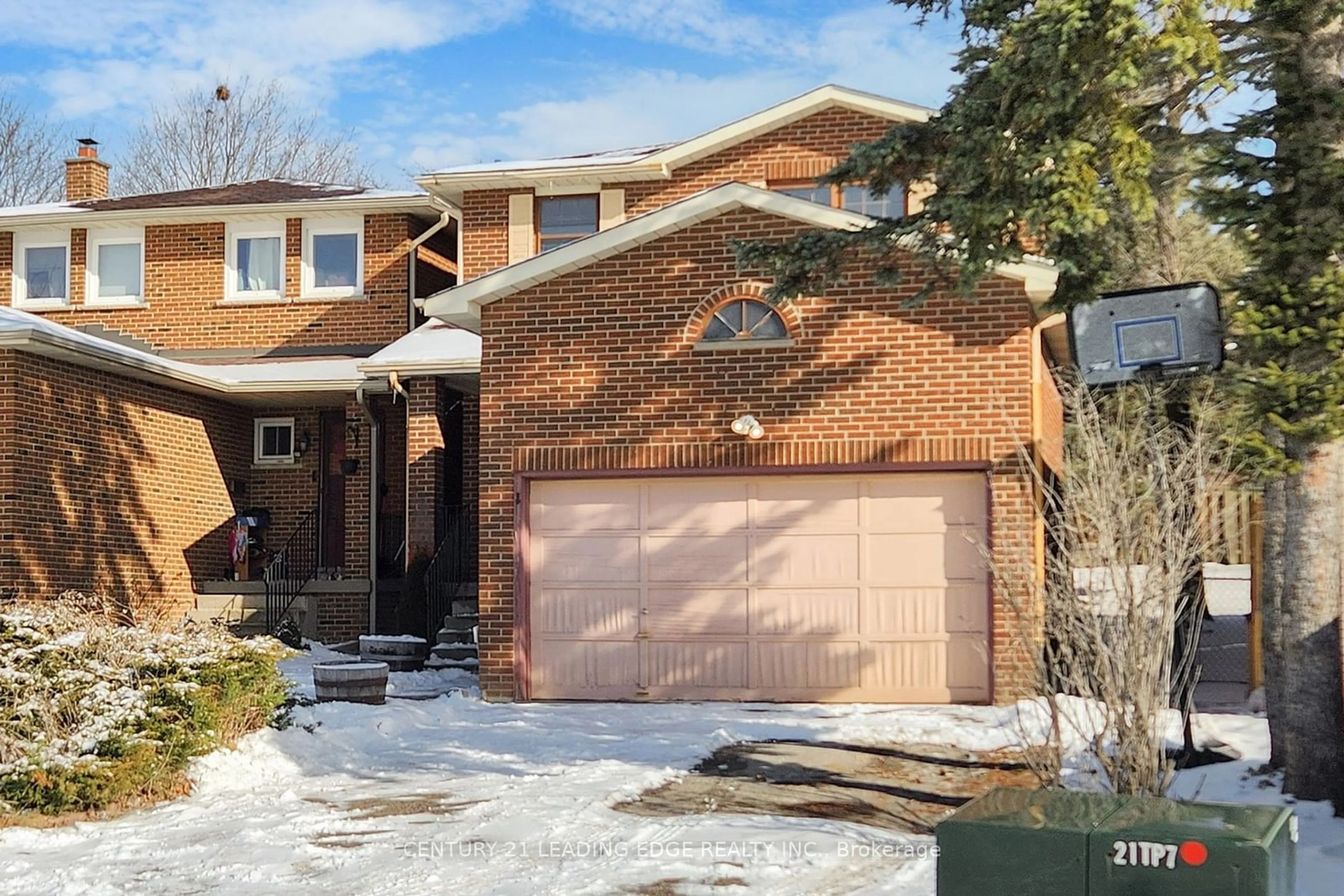 Home with brick exterior material, street for 110 STARGELL Cres, Markham Ontario L3P 4K1