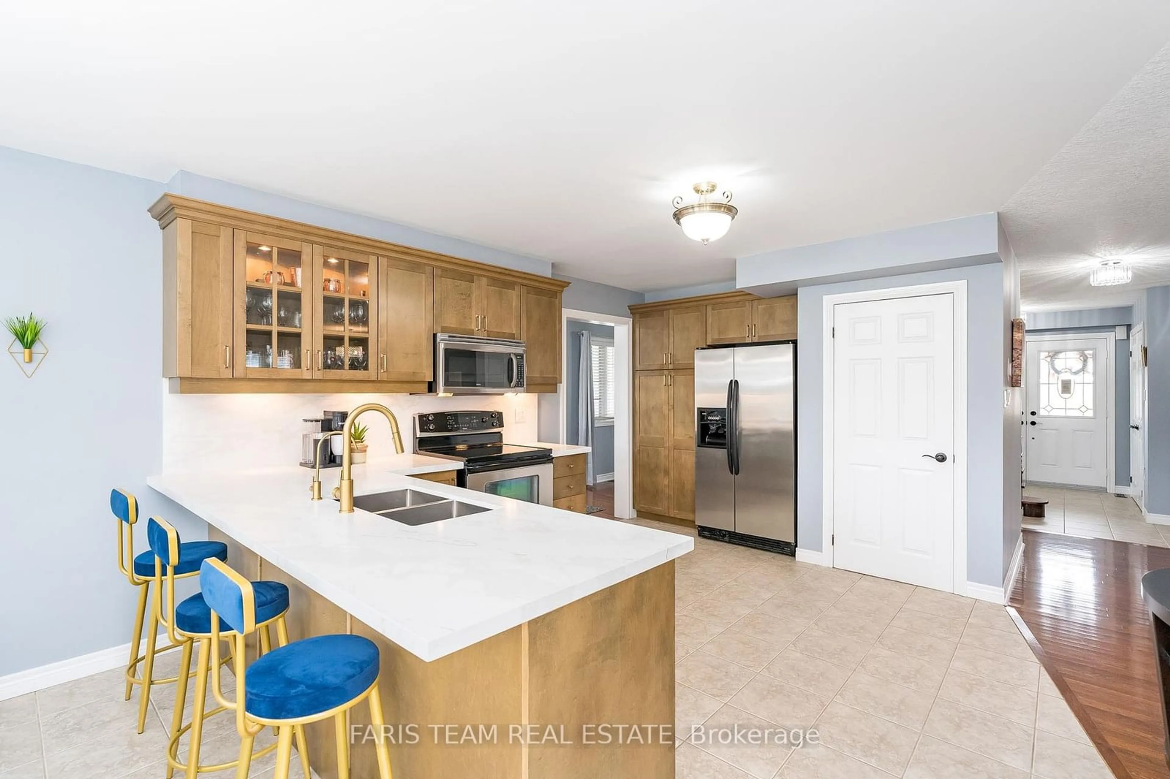 Open concept kitchen, unknown for 56 Cindy Lane, Adjala-Tosorontio Ontario L0M 1M0