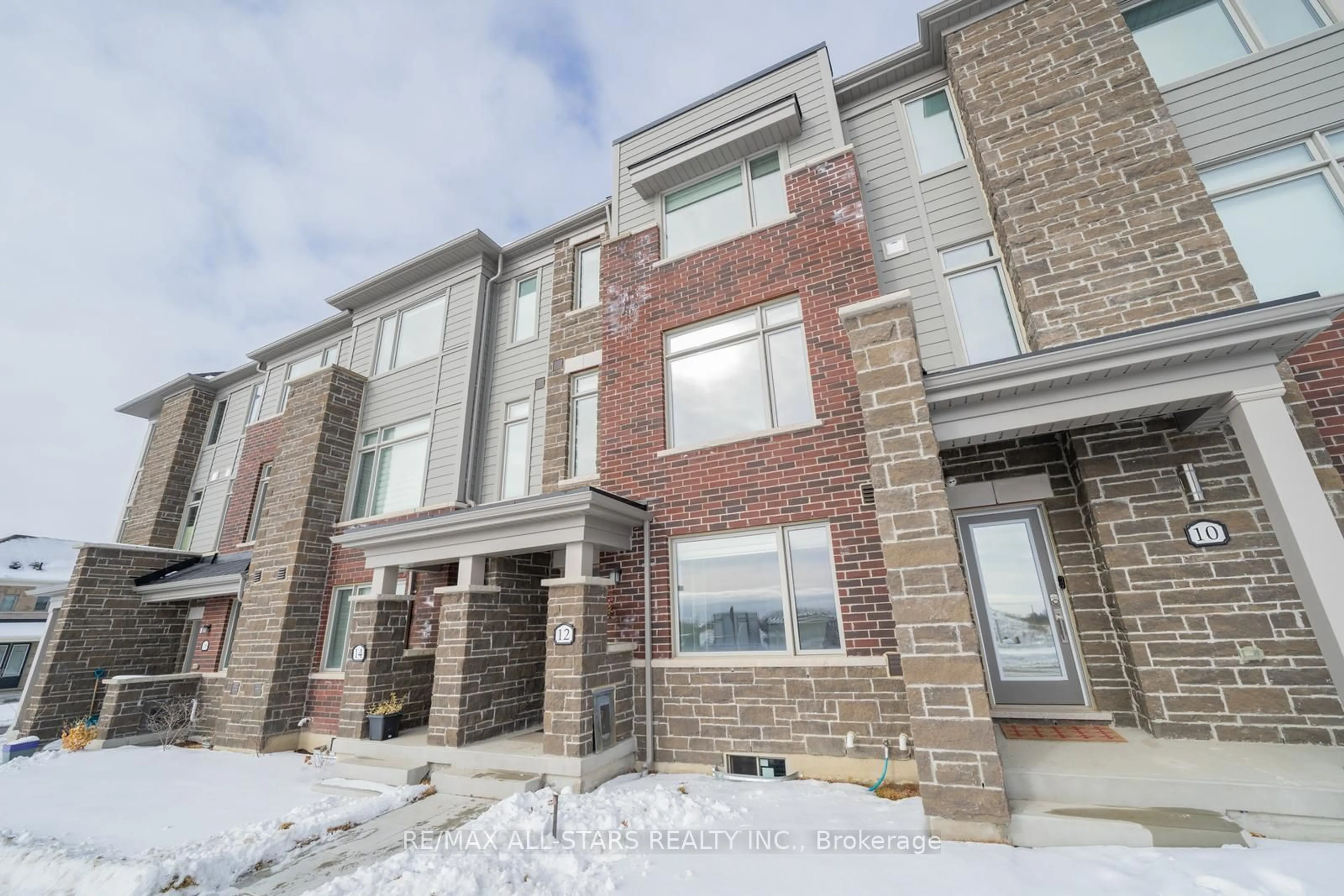 Home with brick exterior material, unknown for 12 Busato Dr, Whitchurch-Stouffville Ontario L4A 5G2