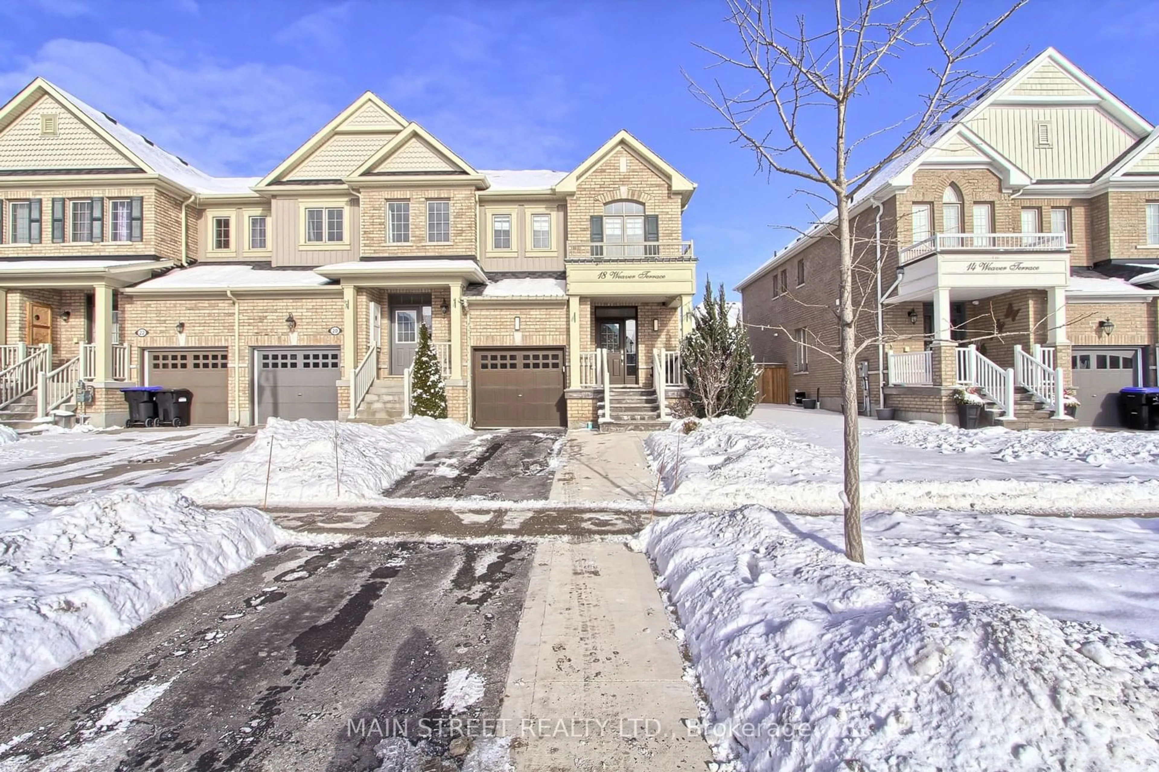 A pic from outside/outdoor area/front of a property/back of a property/a pic from drone, street for 18 Weaver Terr, New Tecumseth Ontario L0G 1W0