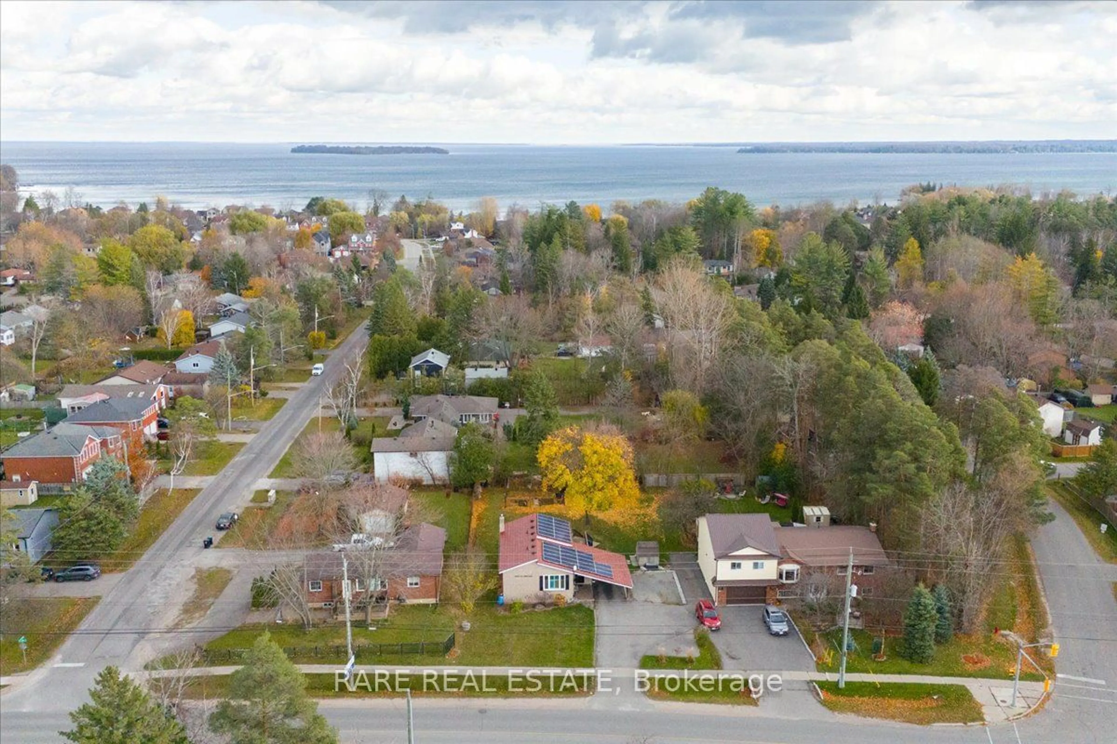 A pic from outside/outdoor area/front of a property/back of a property/a pic from drone, water/lake/river/ocean view for 2263 25th Sdrd, Innisfil Ontario L9S 2E5