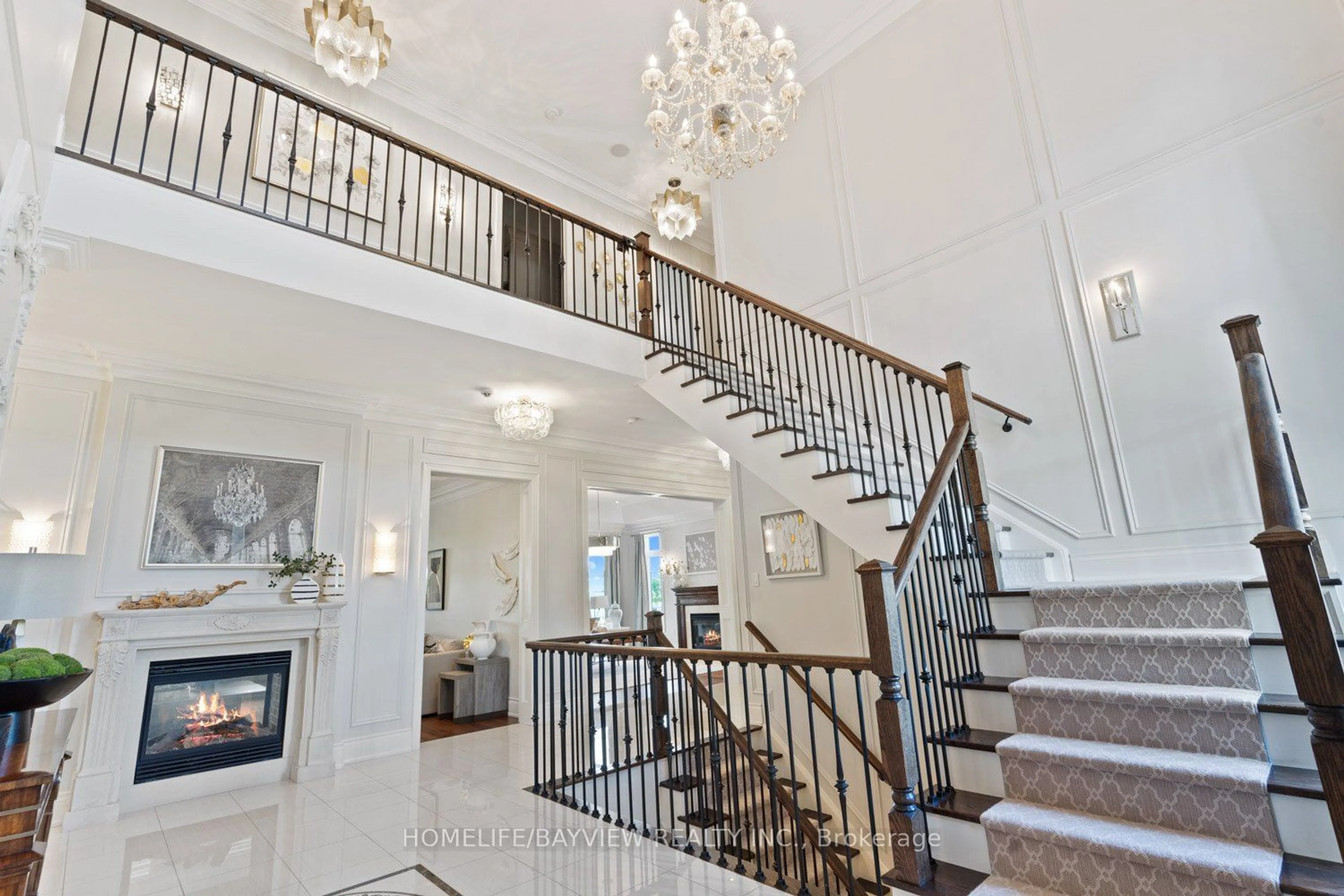 Indoor foyer for 50 Stallions Crt, Vaughan Ontario L6A 4V5