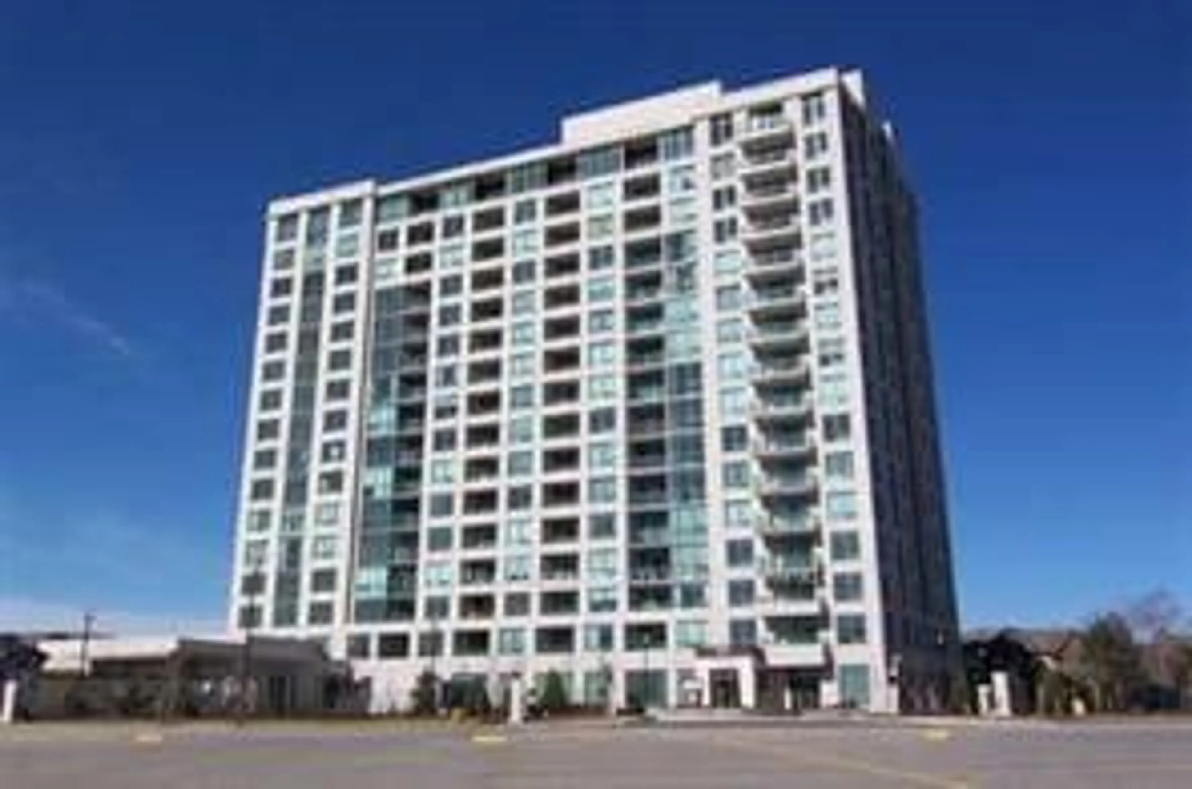 Unknown for 100 Promenade Circ #210, Vaughan Ontario L4J 7W7