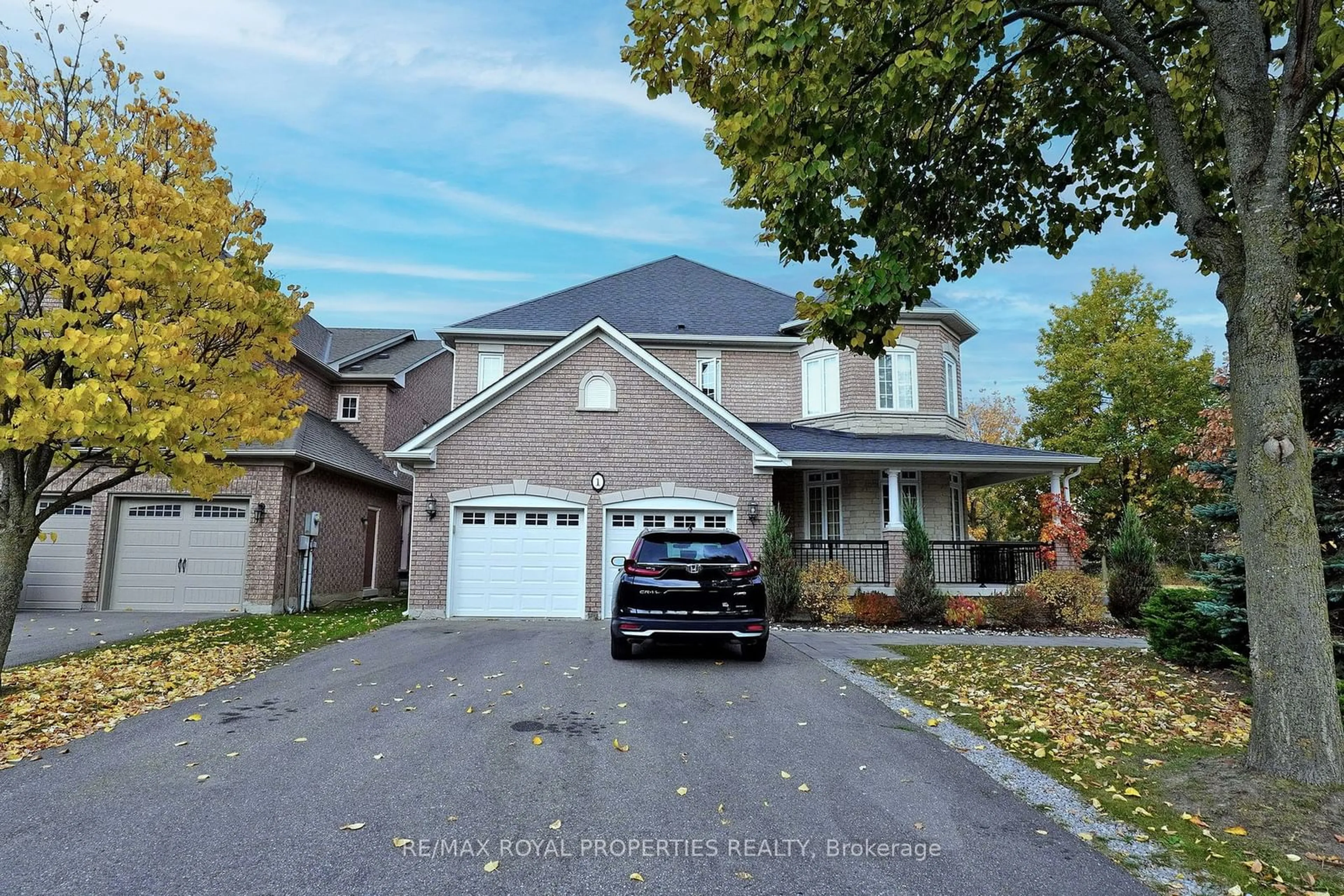 Unknown for 1 Silverflower Ave, Markham Ontario L3S 4B7