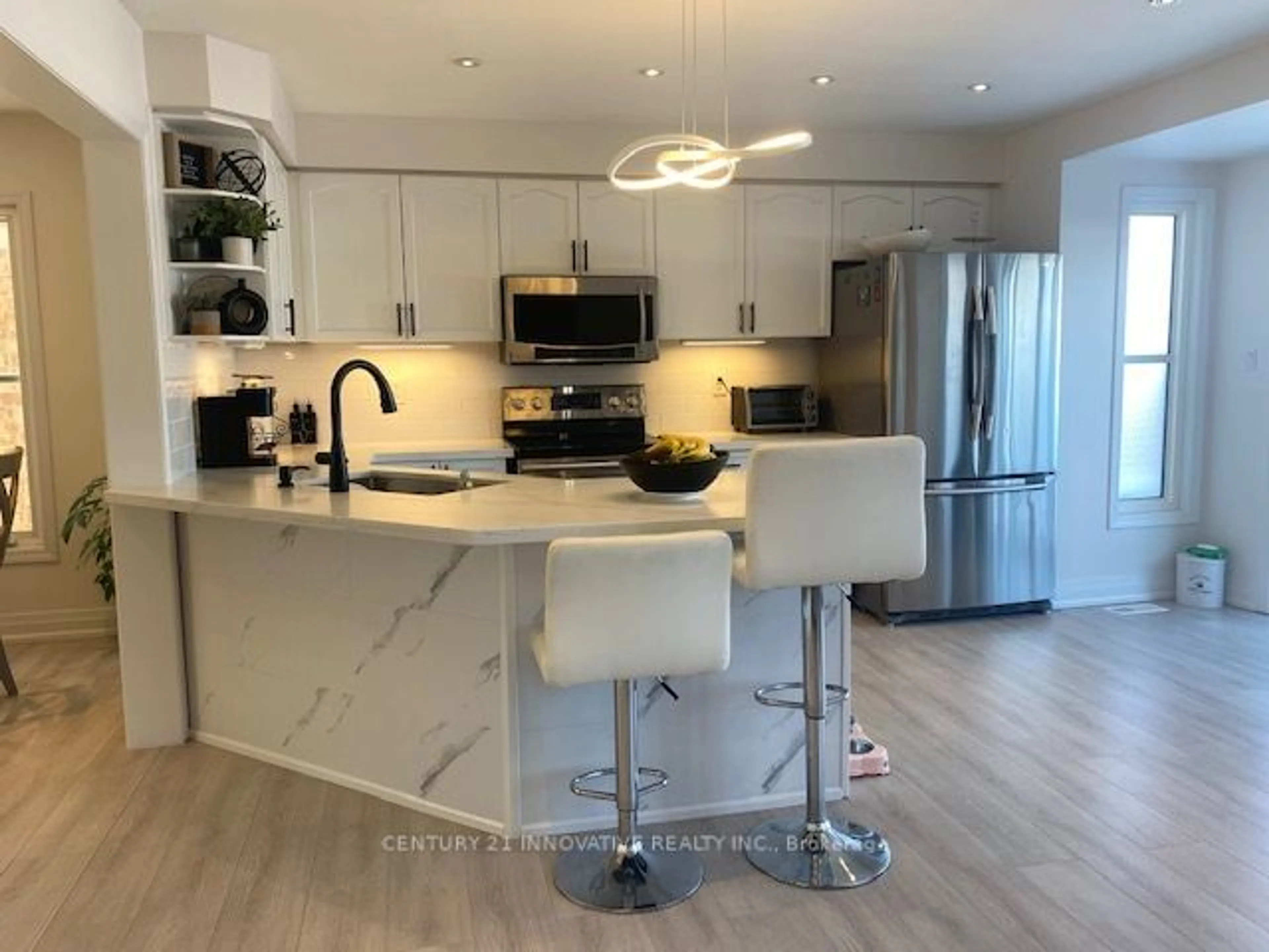 Open concept kitchen, unknown for 58 John W Taylor Ave, New Tecumseth Ontario L9R 0E1