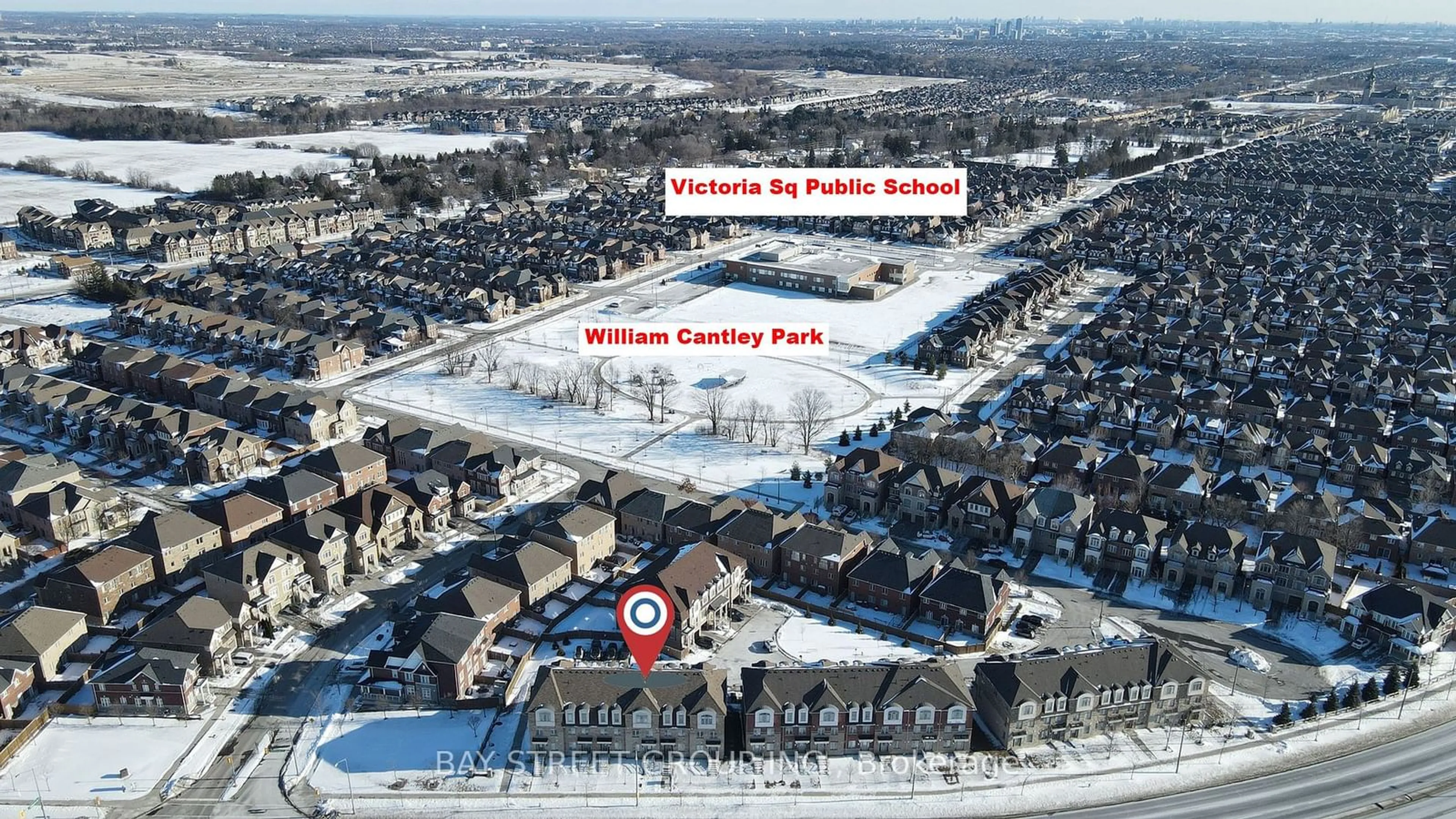 A pic from outside/outdoor area/front of a property/back of a property/a pic from drone, street for 10981 Woodbine Ave, Markham Ontario L6C 0X4