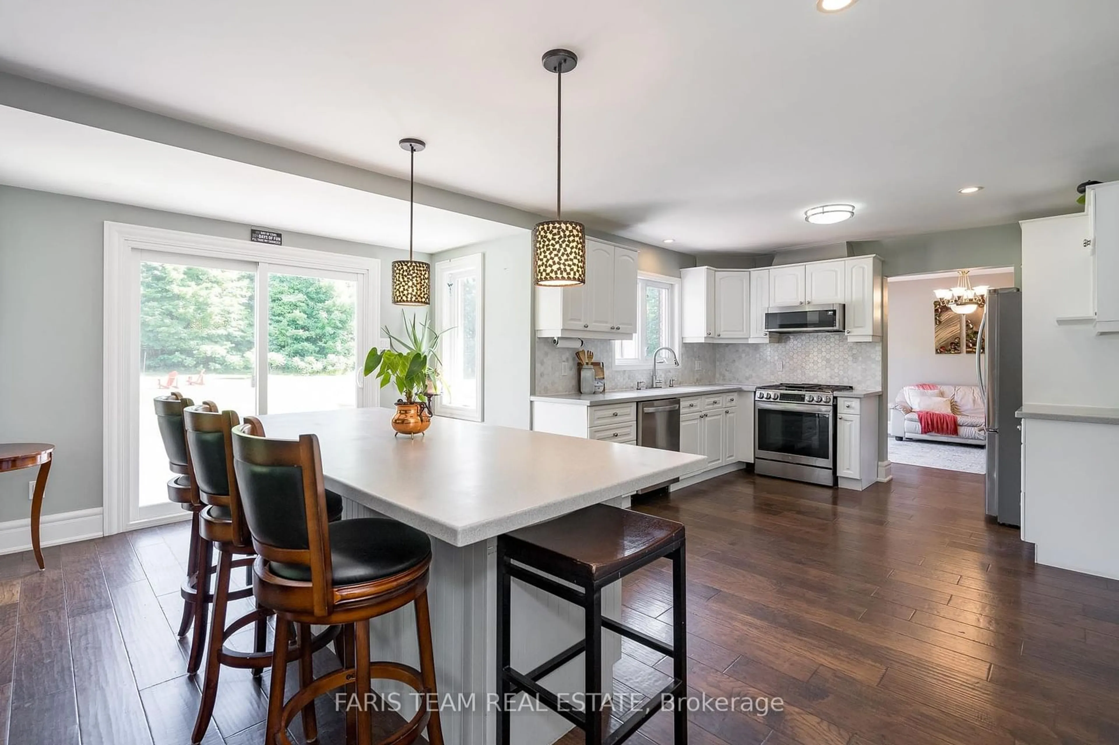 Open concept kitchen, unknown for 1602 Kale Dr, Innisfil Ontario L9S 1X2