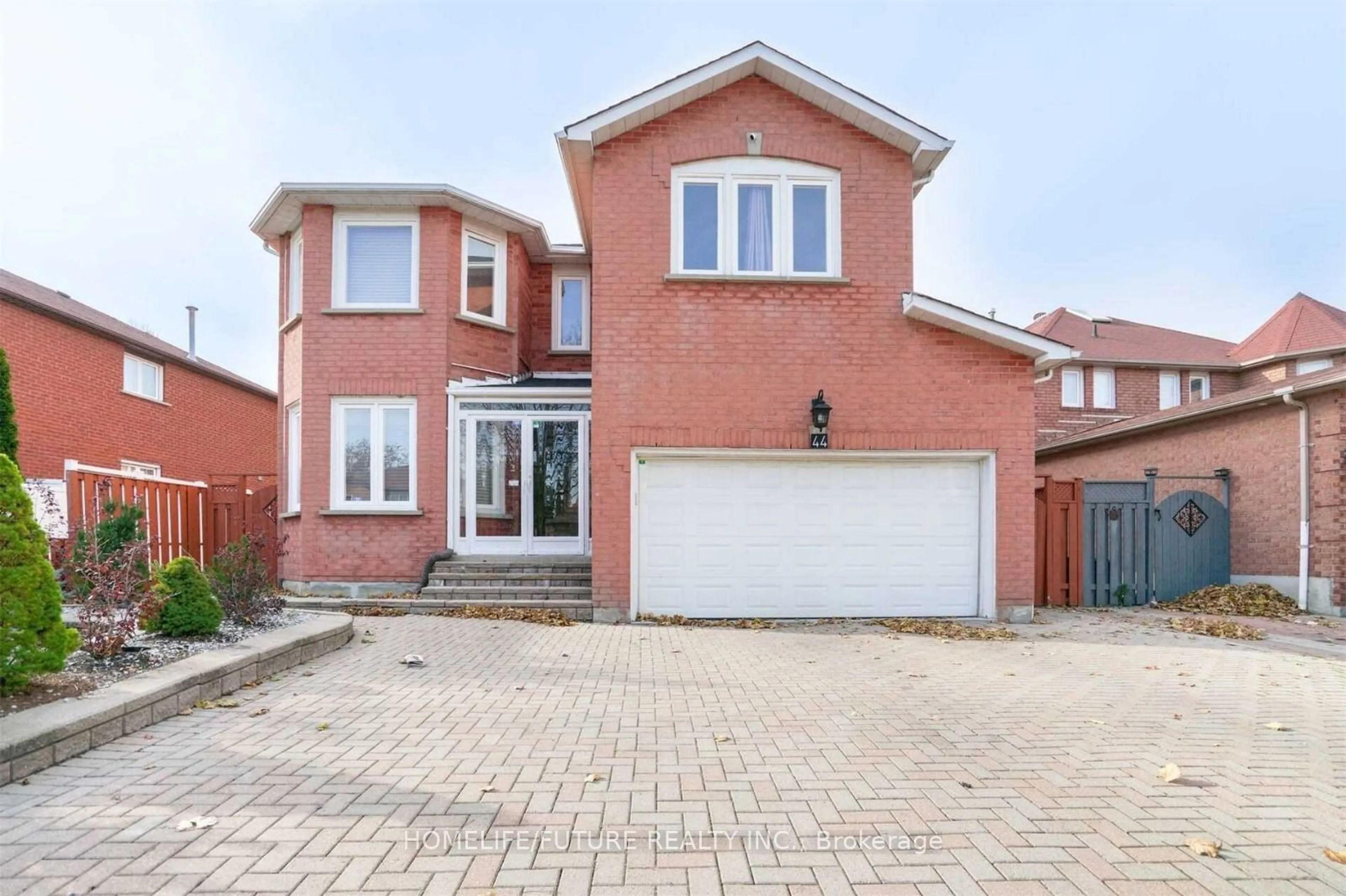 Home with brick exterior material, street for 44 Norman Ross Dr, Markham Ontario L3S 2Z1