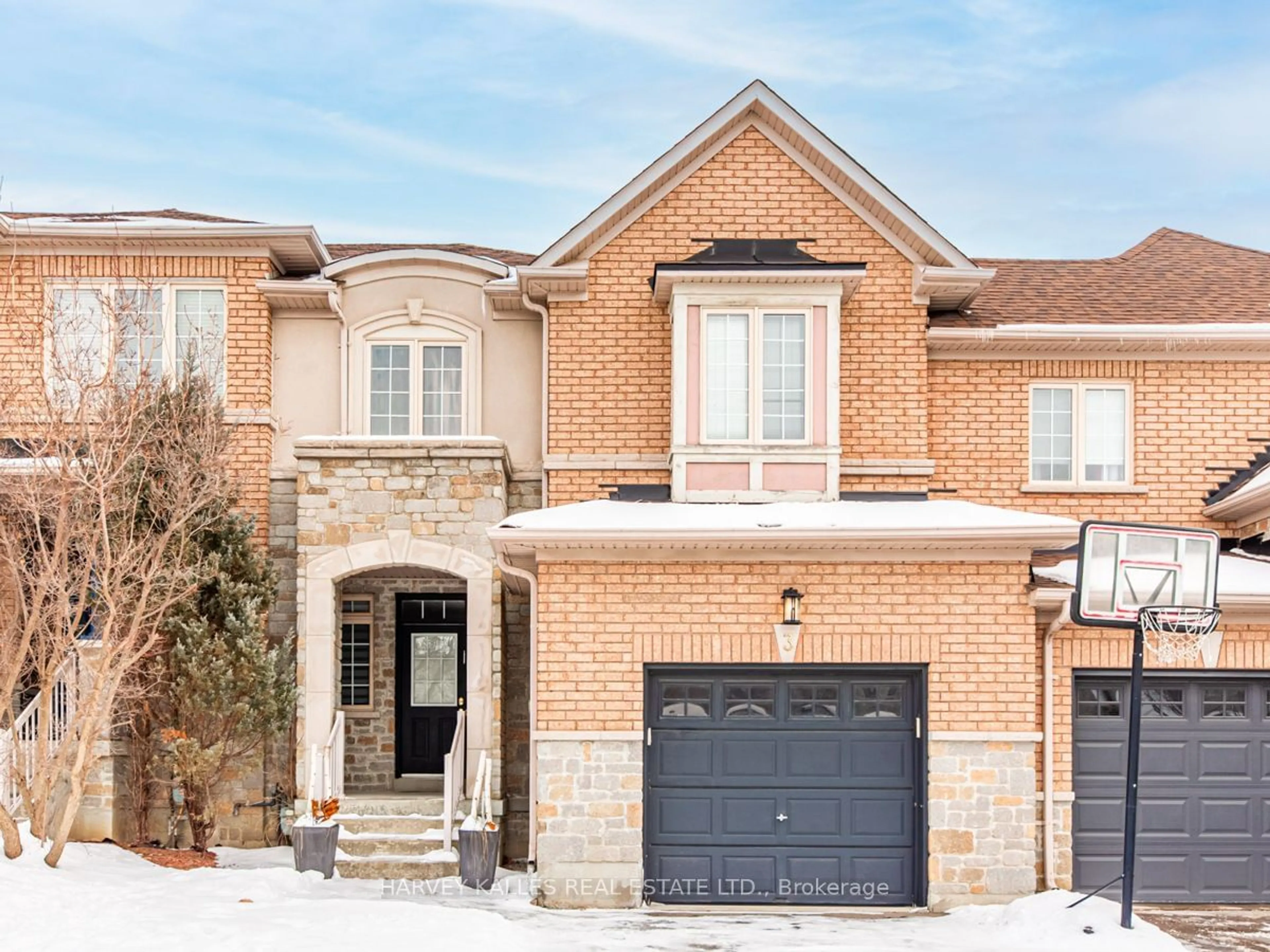 Home with brick exterior material, street for 3 Zola Gate, Vaughan Ontario L4J 9A7