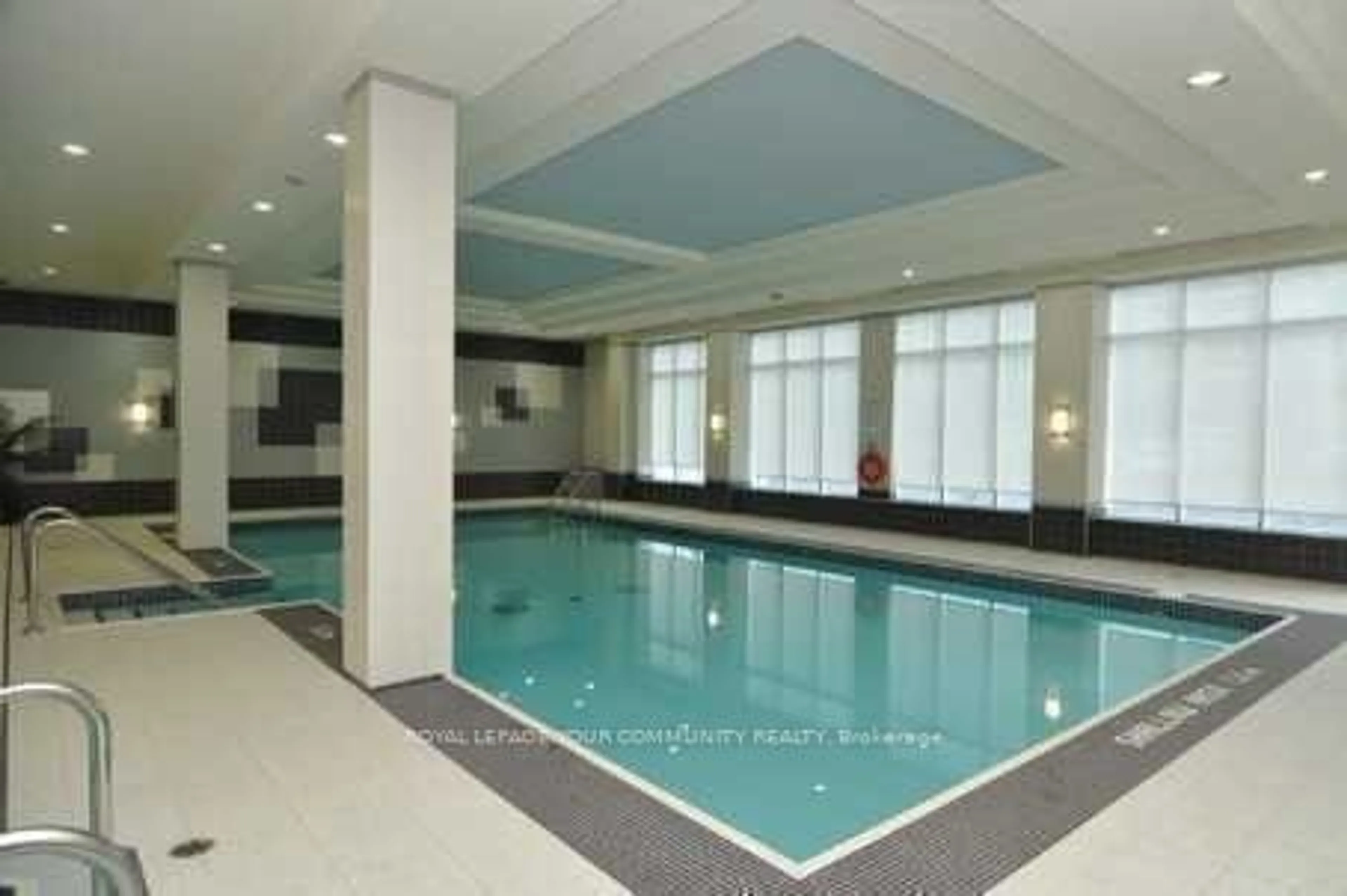 Pool for 20 North Park Rd #1402, Vaughan Ontario L4J 0G7