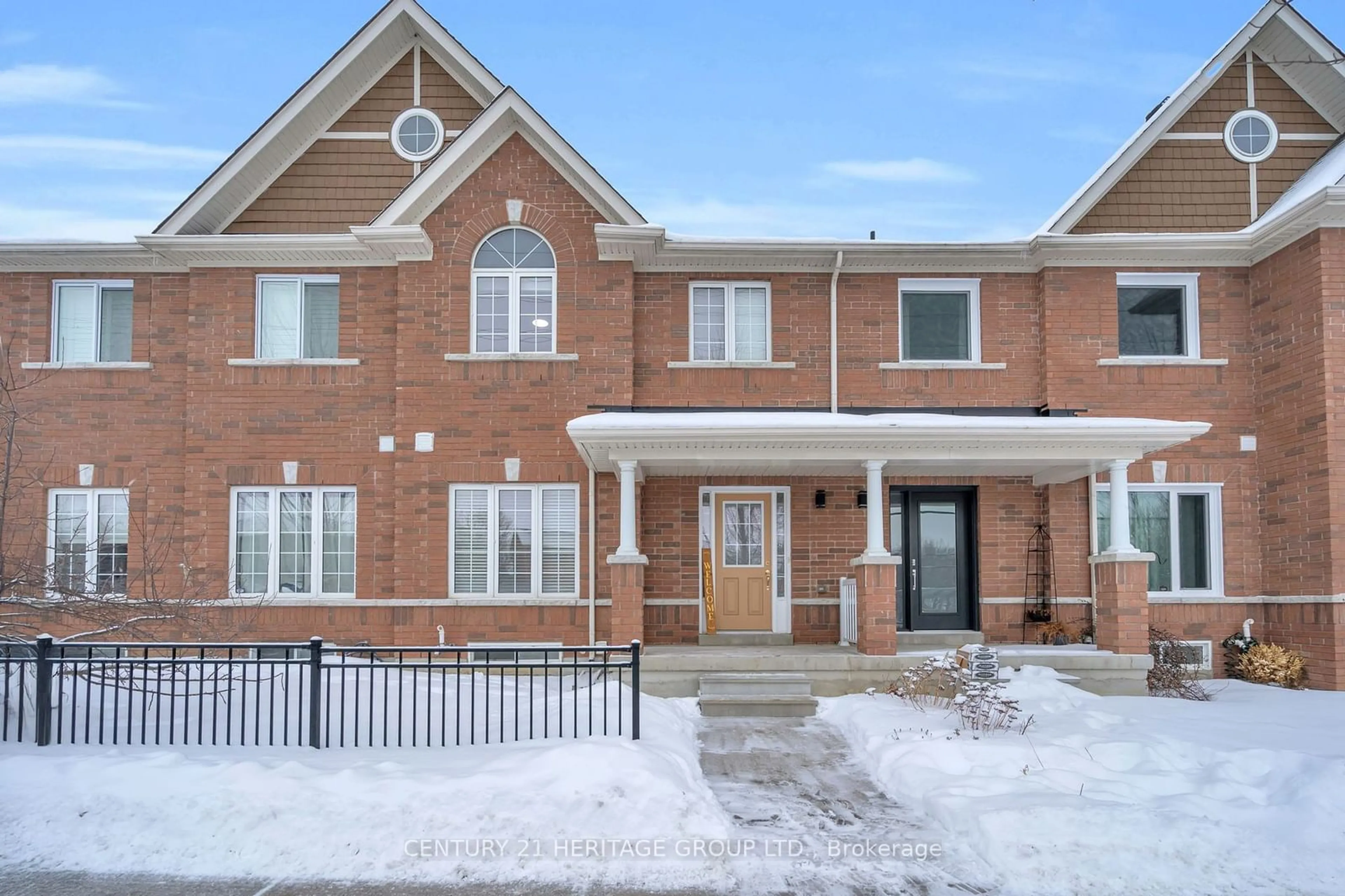 Home with brick exterior material, street for 2 Caserta St, Georgina Ontario L4P 0E6