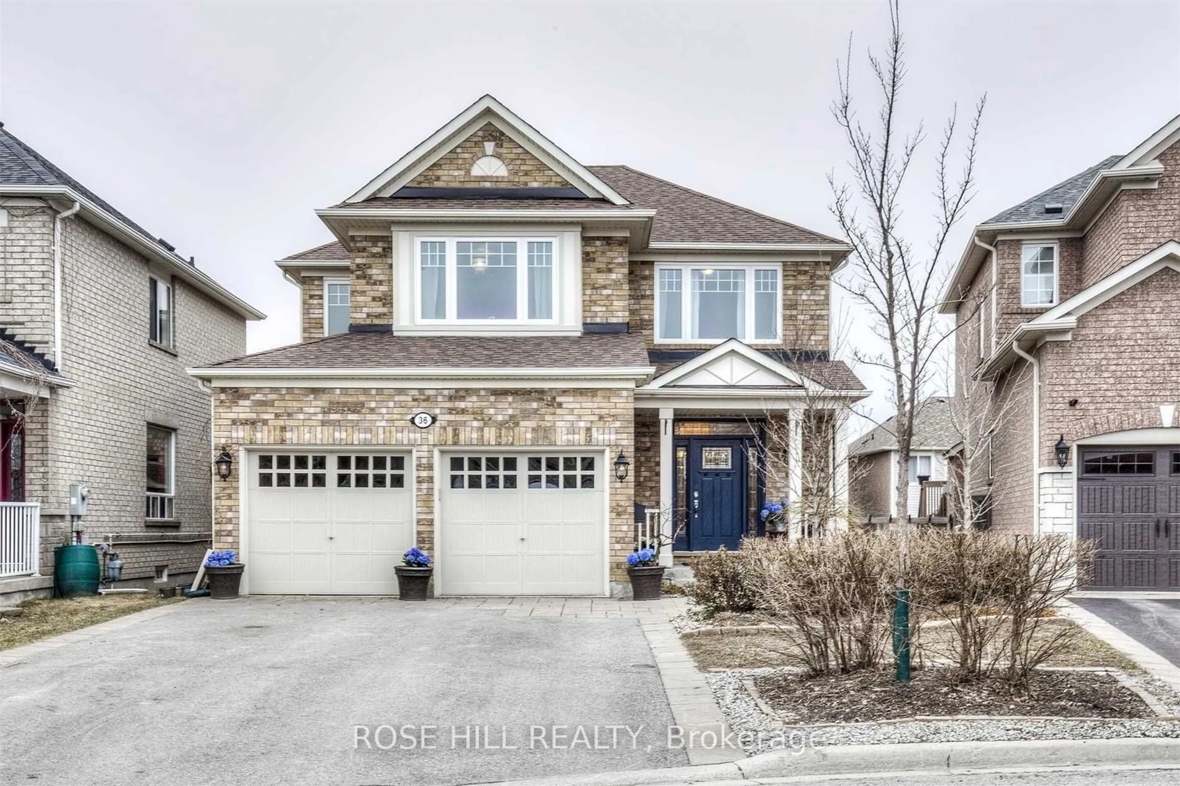 Home with brick exterior material, street for 36 Alyssum Crt, Richmond Hill Ontario L4E 4M7