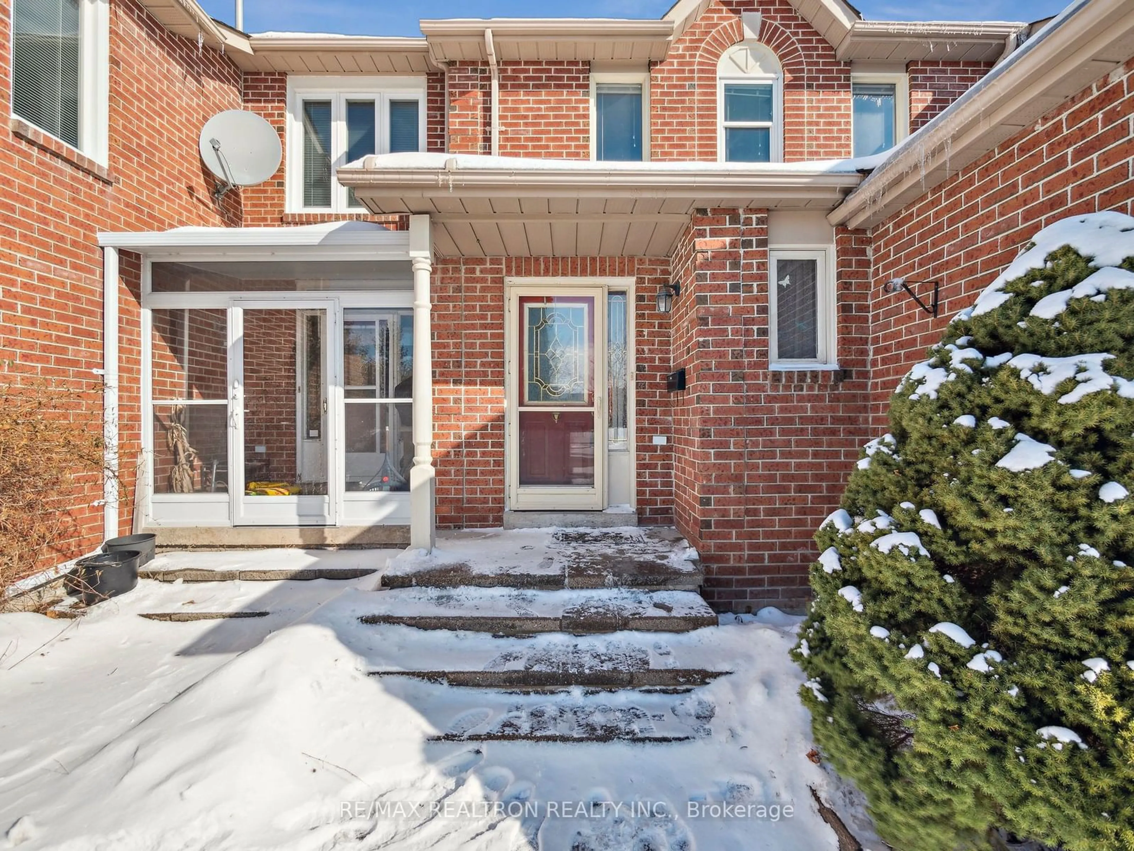 Home with brick exterior material, street for 9 Rose Branch Dr, Richmond Hill Ontario L4S 1J2
