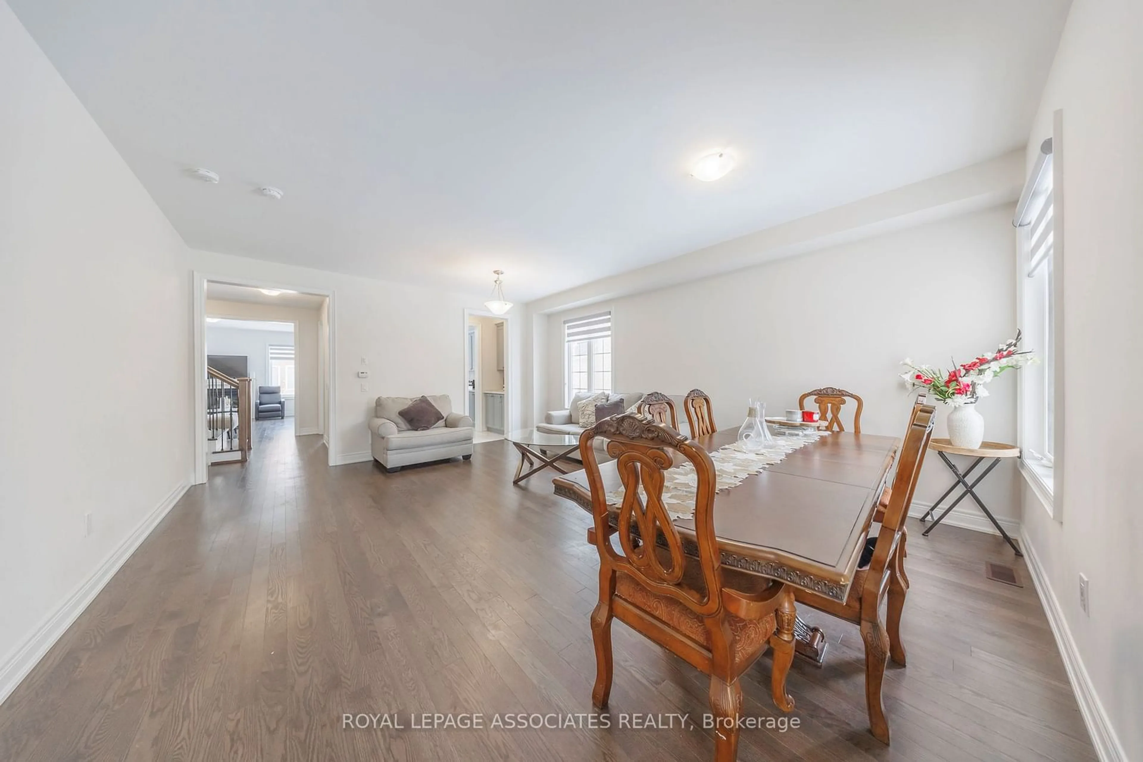 Dining room, wood/laminate floor for 14 Hitching Post Rd, Georgina Ontario L4P 0H9