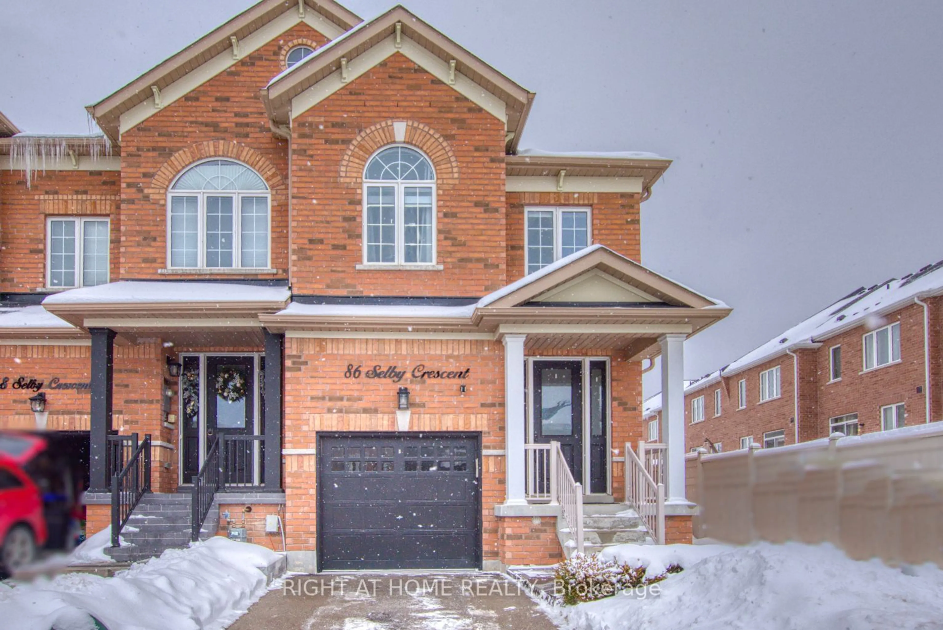 Home with brick exterior material, street for 86 Selby Cres, Bradford West Gwillimbury Ontario L3Z 0V3