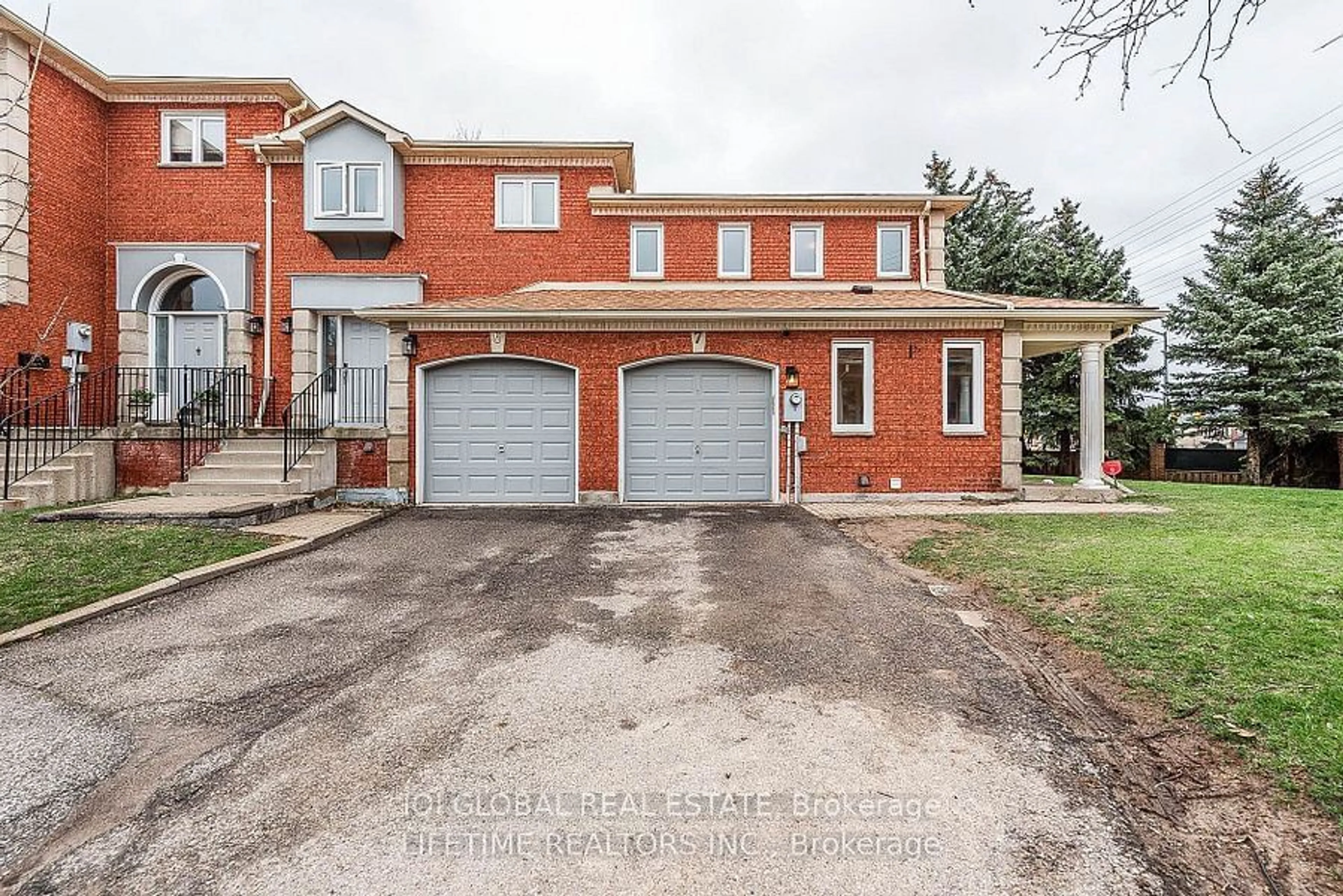 Home with brick exterior material, street for 80 Mccallum Dr #7, Richmond Hill Ontario L4C 9X5