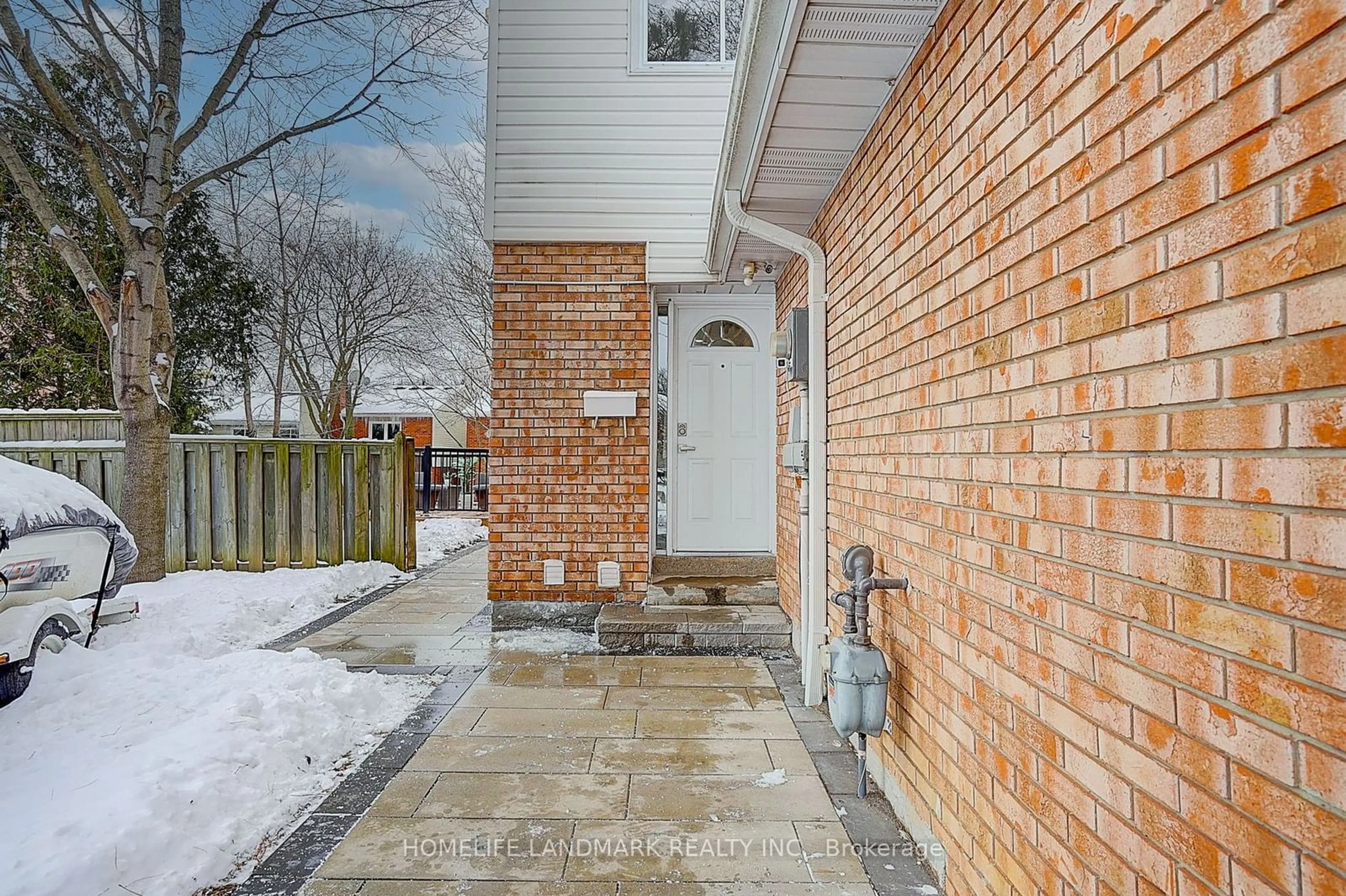 Unknown for 38 West Borough St, Markham Ontario L3T 4X5